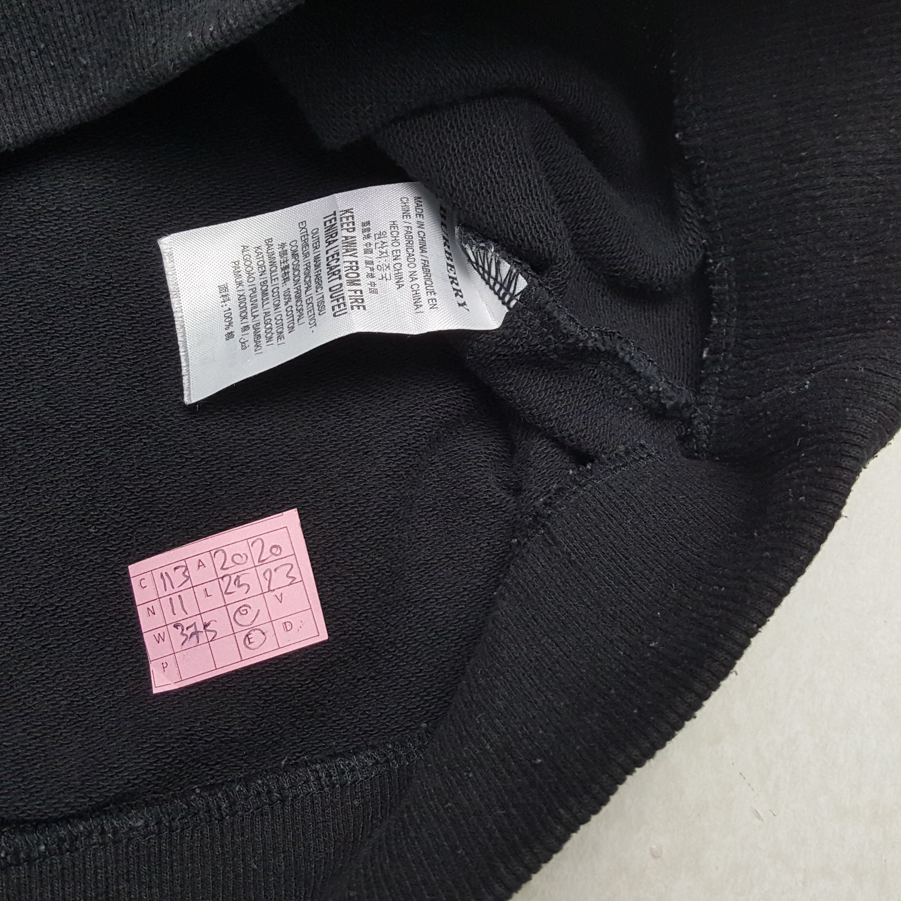 Burberry BURBERRY Luxury Brand Center Logo Design Sweatshirt Size US S / EU 44-46 / 1 - 7 Thumbnail