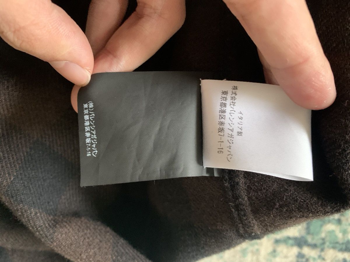Balenciaga balenciaga 17ss flannel shirts Size US XL / EU 56 / 4 - 5 Thumbnail