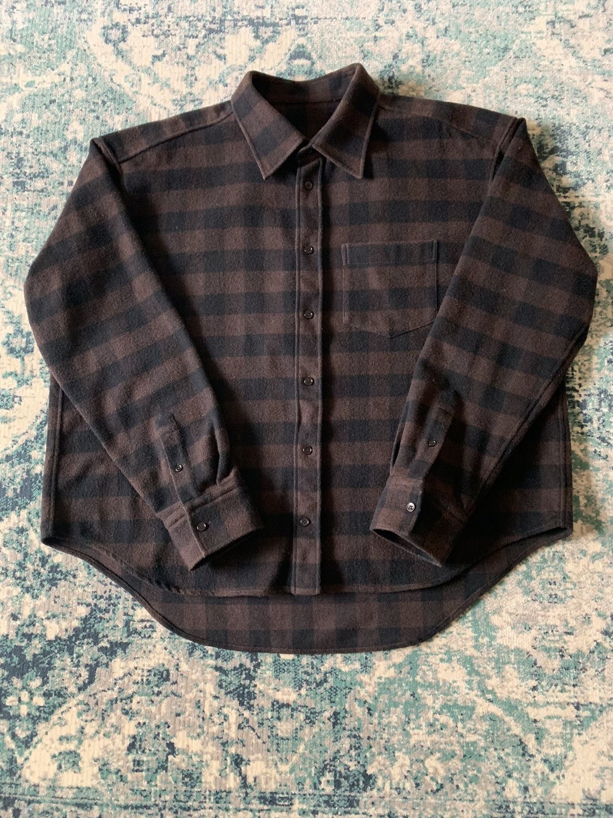 Balenciaga balenciaga 17ss flannel shirts Size US XL / EU 56 / 4 - 1 Thumbnail