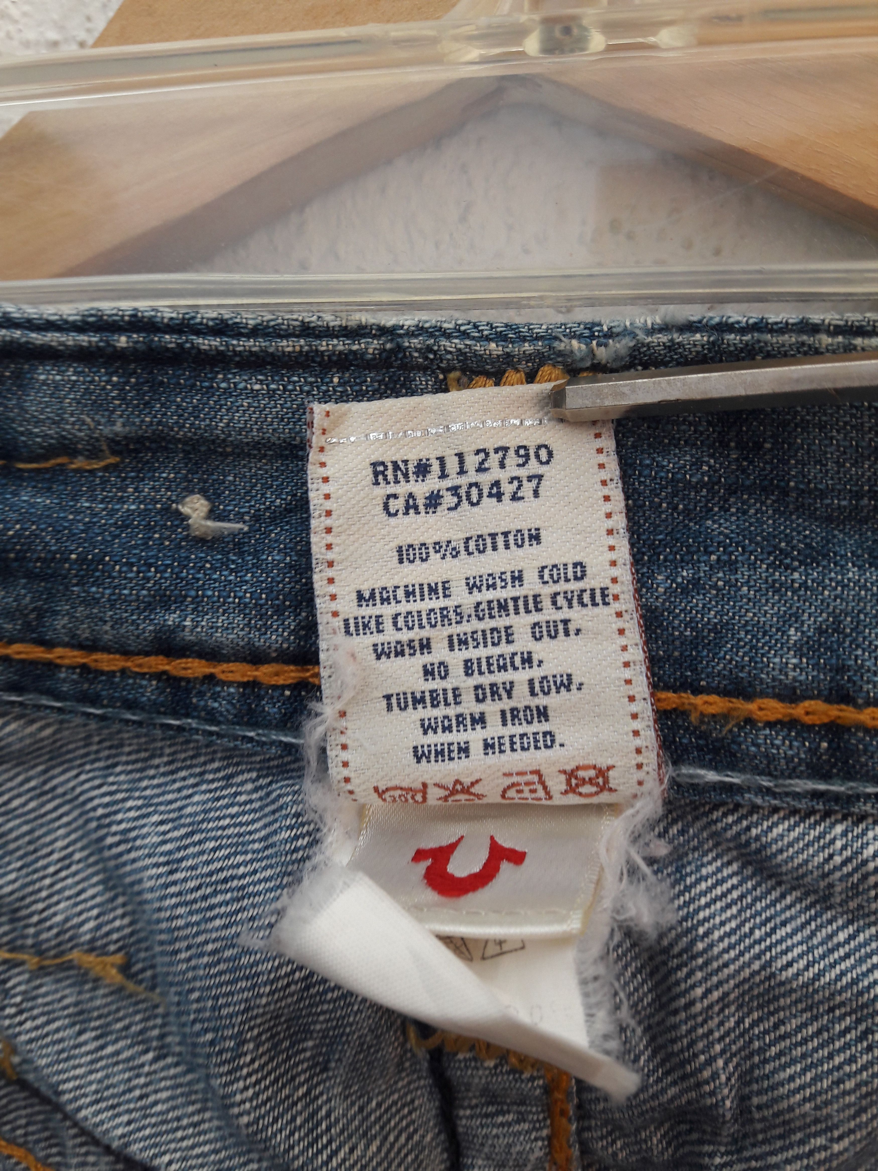 If Six Was Nine × Le Grande Bleu (L.G.B.) × True Religion Flare Jeans True Religion Distressed Blue Denim Size US 33 - 17 Thumbnail