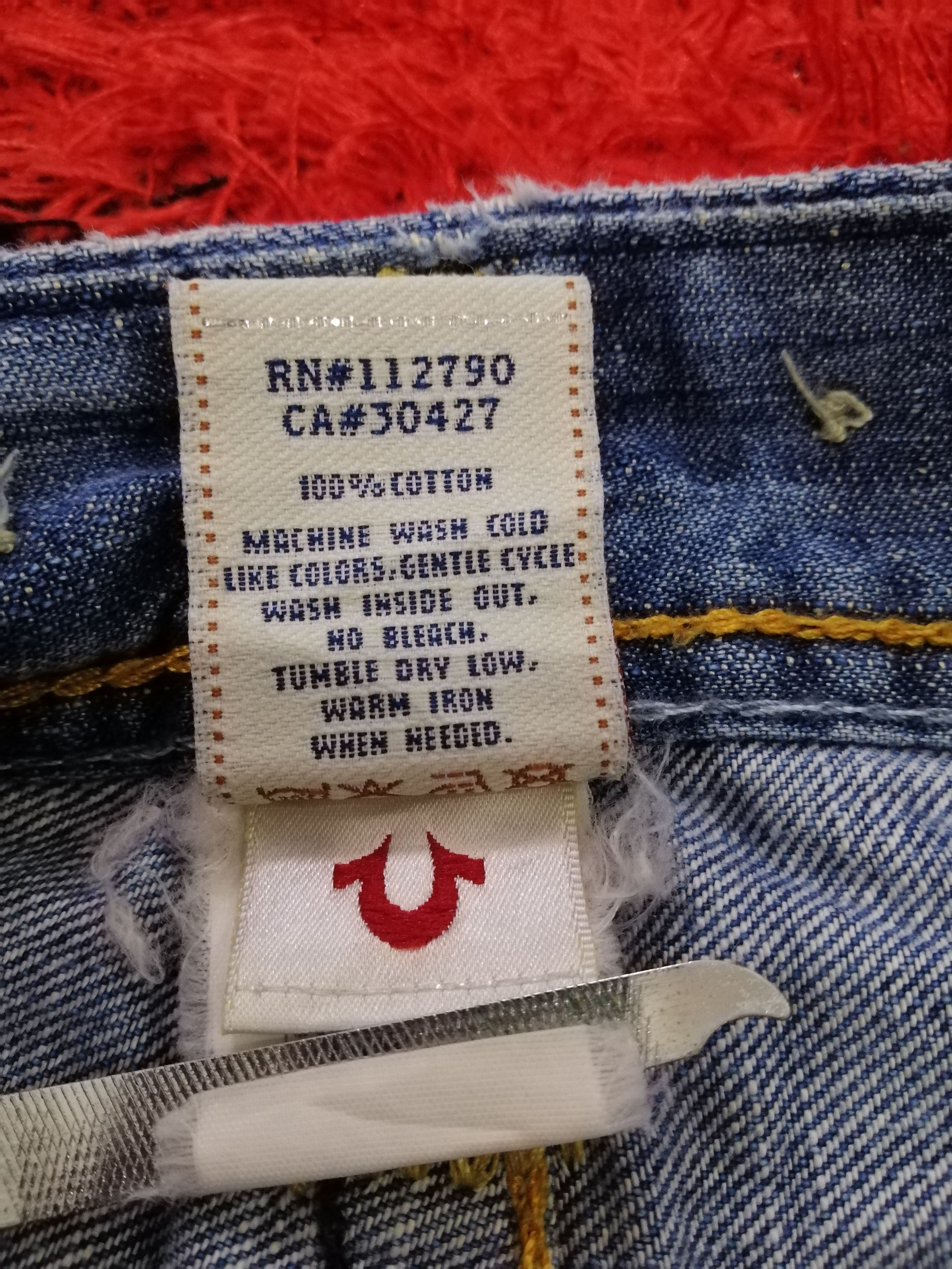 If Six Was Nine × Le Grande Bleu (L.G.B.) × True Religion Flare Jeans True Religion Distressed Blue Denim Size US 33 - 7 Thumbnail