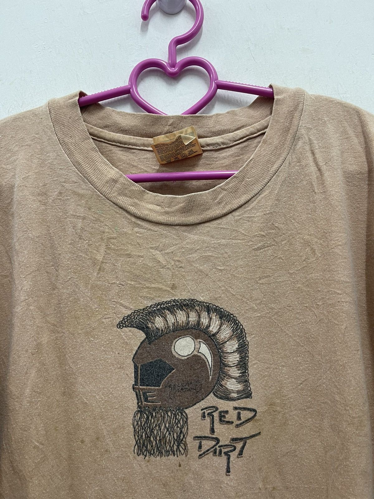 Vintage Rare Vintage MANŌ RED DIRT Paradise Sportswear Hanes Tee Size US XL / EU 56 / 4 - 5 Thumbnail