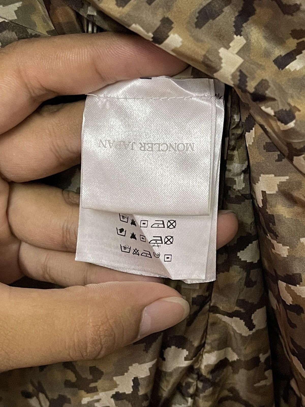 Japanese Brand × Moncler × Vintage Vintage Moncler Blouson Asperge Inner Camo Zipper Jacket Size US M / EU 48-50 / 2 - 19 Thumbnail