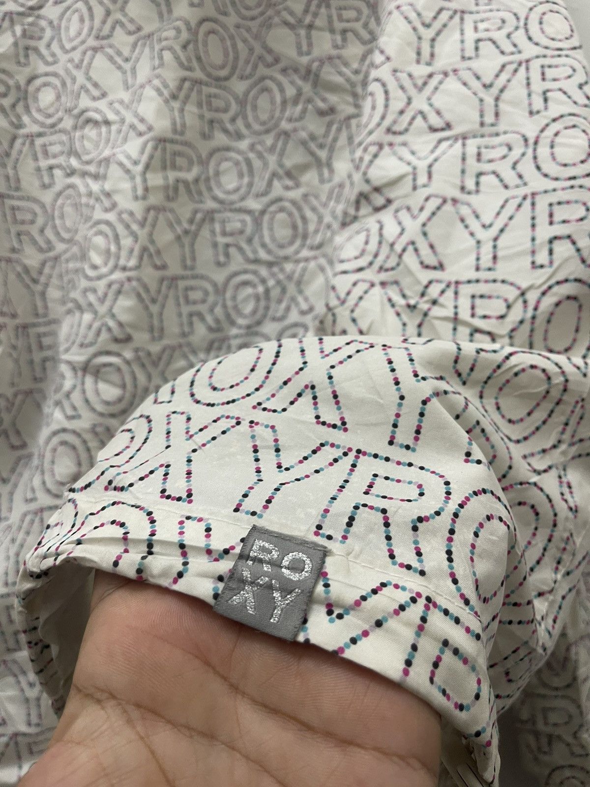 Sports Specialties Rare ROXY 5K Silver Spell Out Full All Over Removable Hoodie Size US M / EU 48-50 / 2 - 11 Thumbnail