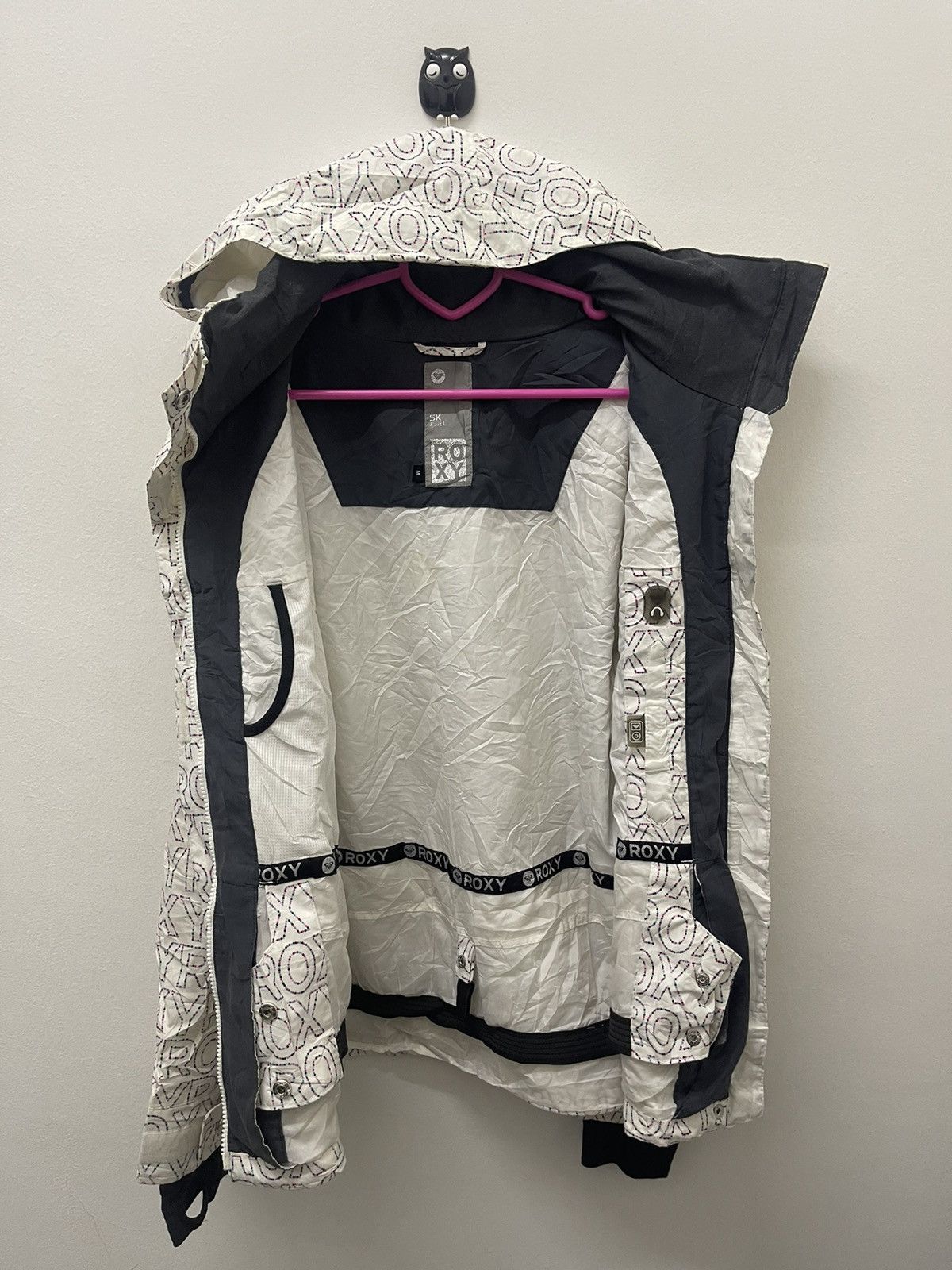 Sports Specialties Rare ROXY 5K Silver Spell Out Full All Over Removable Hoodie Size US M / EU 48-50 / 2 - 6 Thumbnail