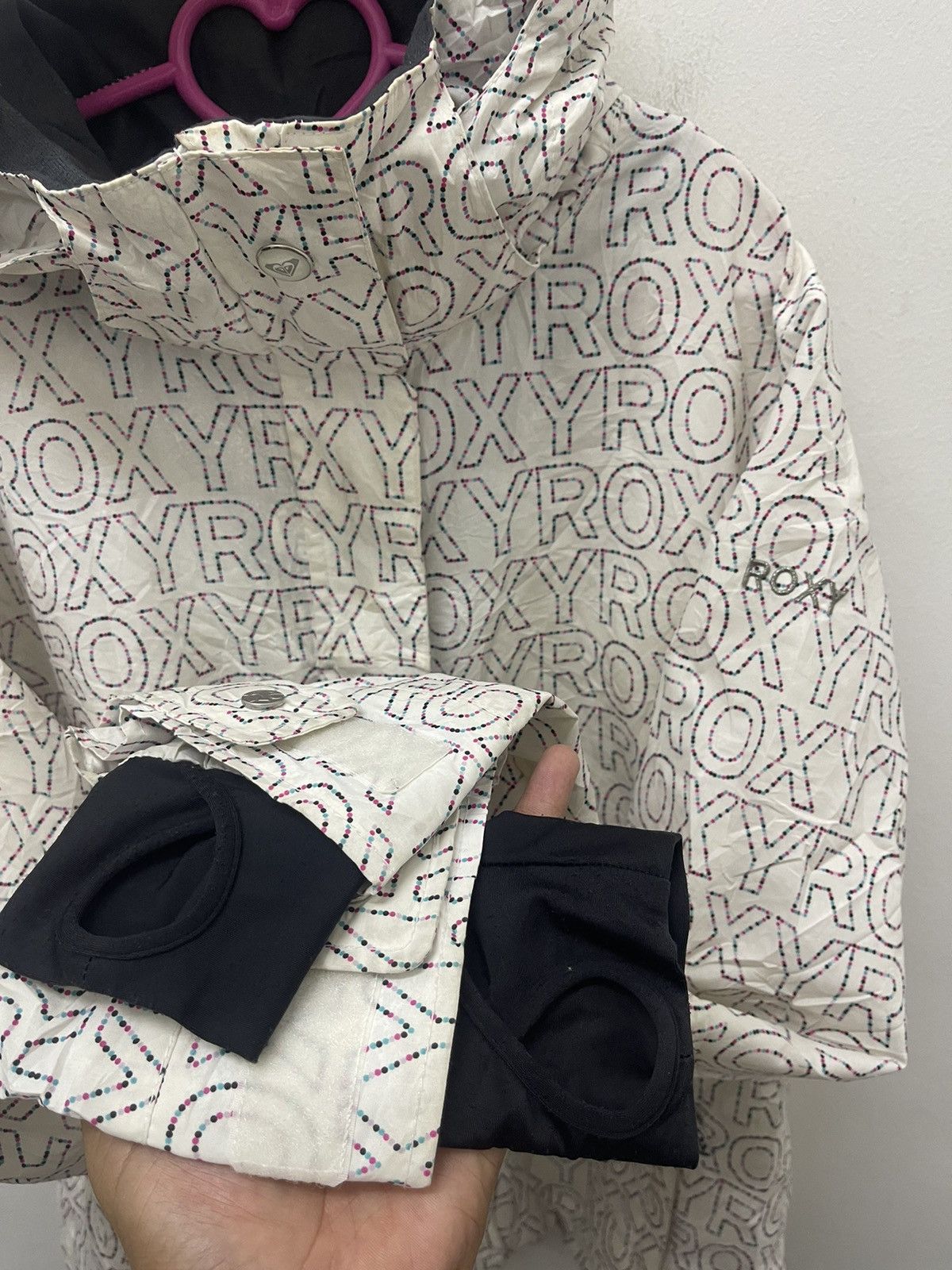 Sports Specialties Rare ROXY 5K Silver Spell Out Full All Over Removable Hoodie Size US M / EU 48-50 / 2 - 3 Thumbnail