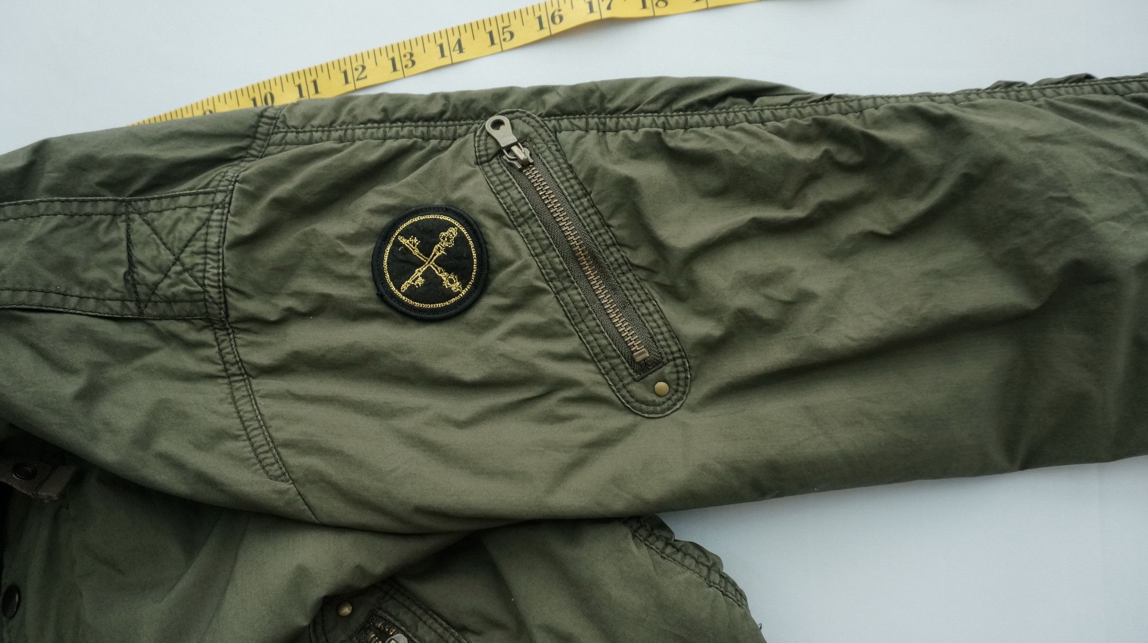 Uniqlo Uniqlo Vintage Military Jacket Faux Fur Lined Hoodie Size US S / EU 44-46 / 1 - 15 Thumbnail