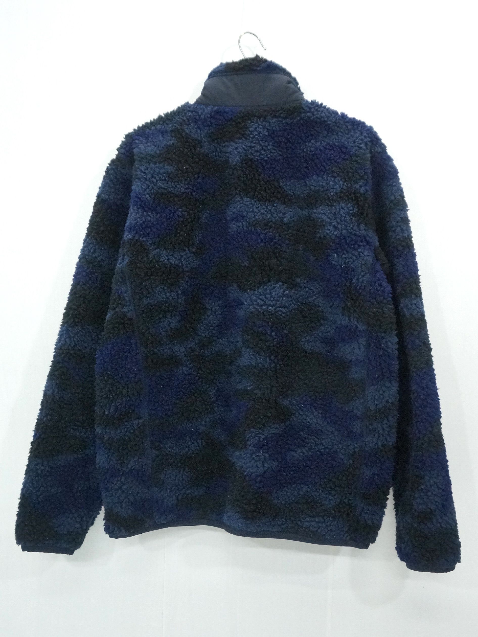Uniqlo Uniqlo Fleece Camo Jacket Size US S / EU 44-46 / 1 - 2 Thumbnail