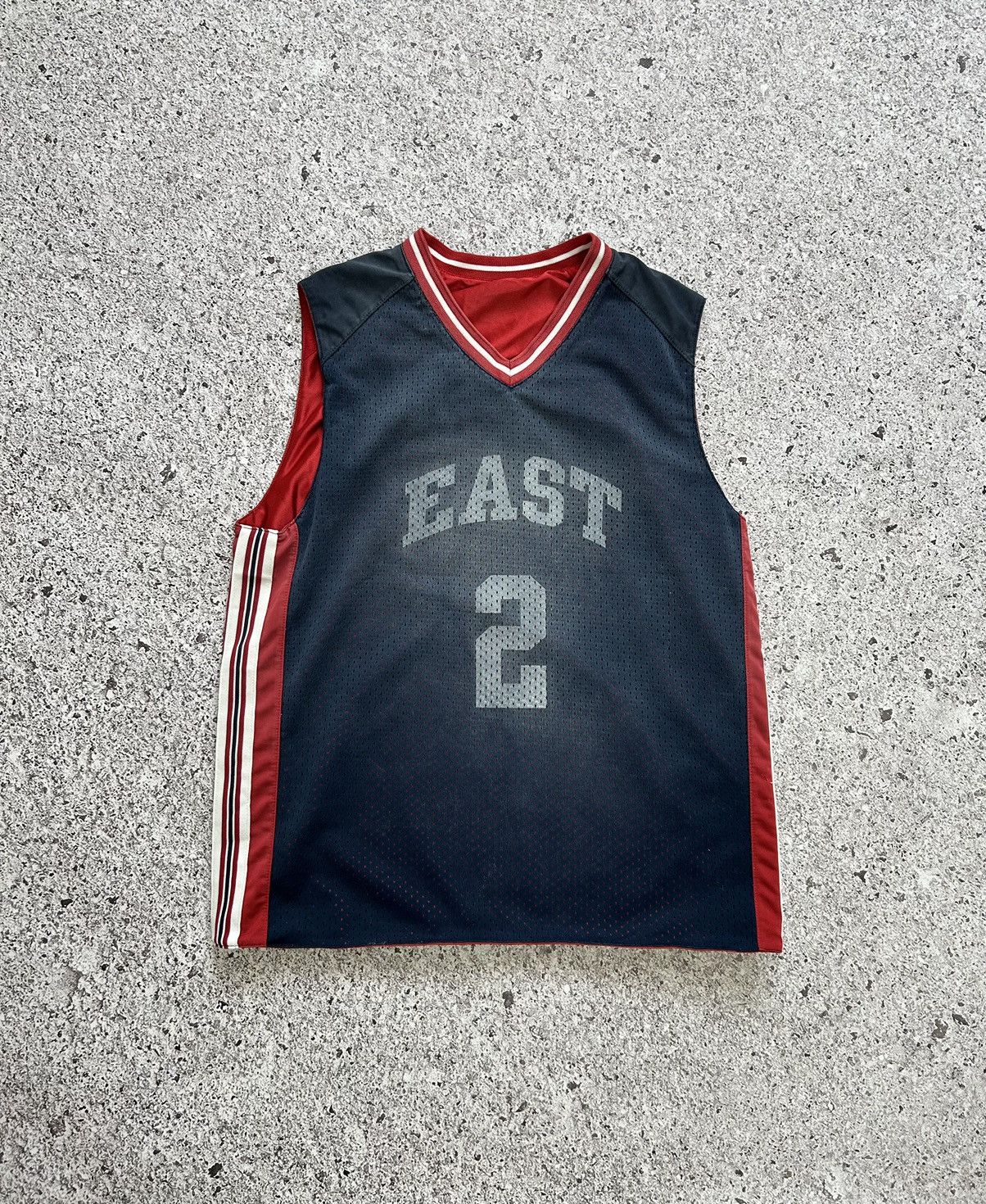 Nike × Vintage Vintage 80s/90s Nike East Basketball Jersey Y2K HYPE Size US L / EU 52-54 / 3 - 7 Thumbnail