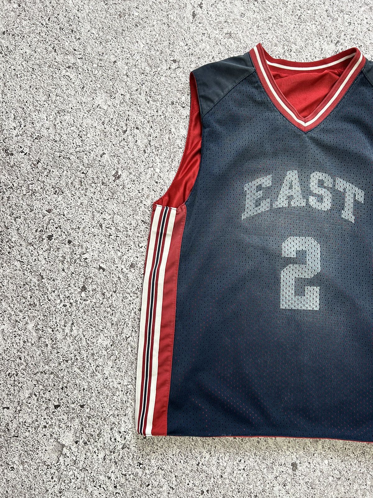 Nike × Vintage Vintage 80s/90s Nike East Basketball Jersey Y2K HYPE Size US L / EU 52-54 / 3 - 8 Thumbnail