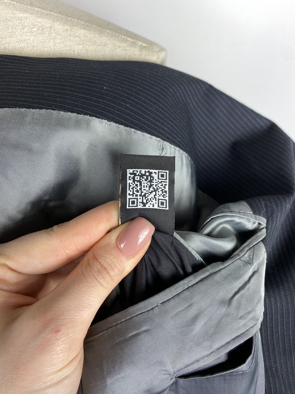 Corneliani × Designer Corneliani men virgin wool striped blazer jacket sport coat Size 40R - 12 Thumbnail