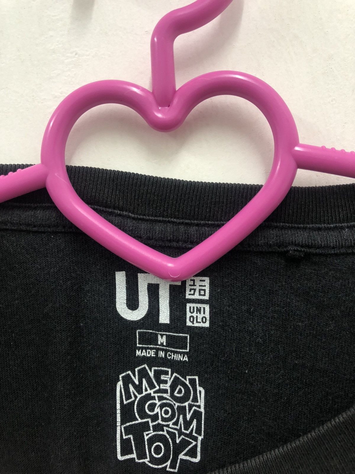Medicom Toy Rare Medicom Toy Bearbrick x Uniqlo Shirt Size US M / EU 48-50 / 2 - 3 Thumbnail