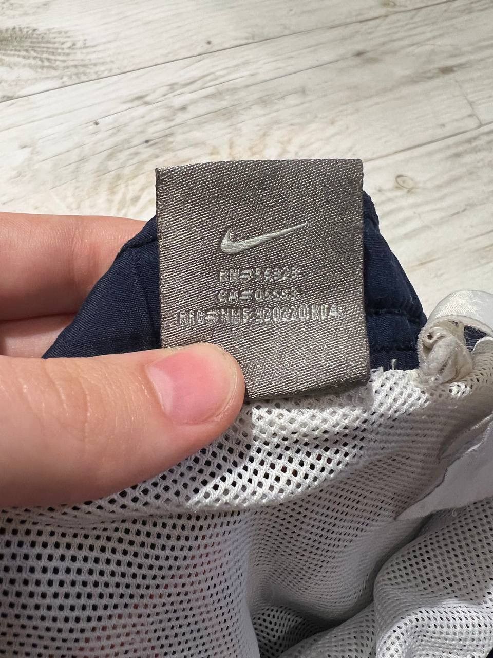 Nike Vintage Nike Nylon Shorts Big Logo Swim 00s Size US 38 / EU 54 - 9 Thumbnail