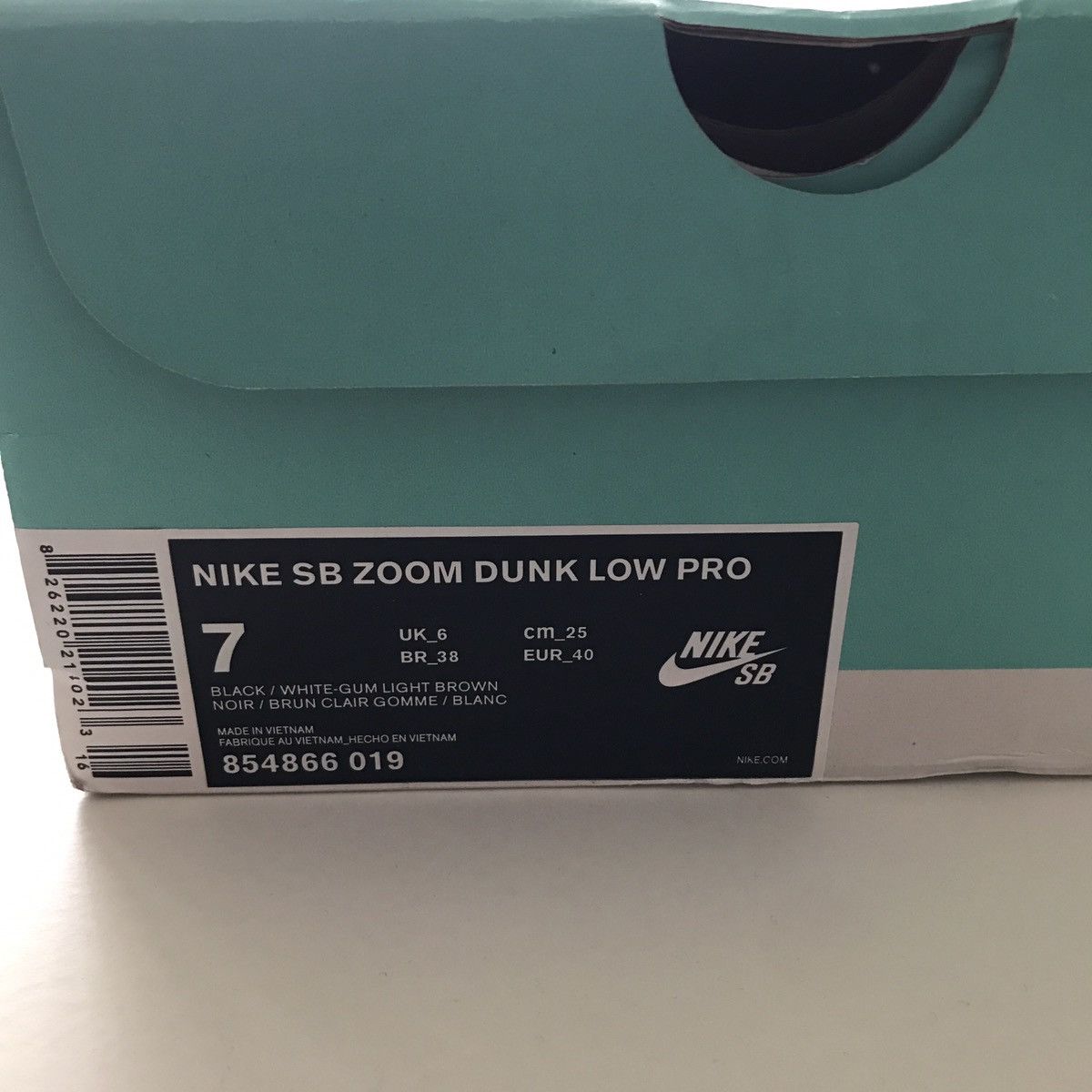 Nike Nike SB Zoom Dunk Low Pro Black White Gum Size US 7 / EU 40 - 9 Thumbnail
