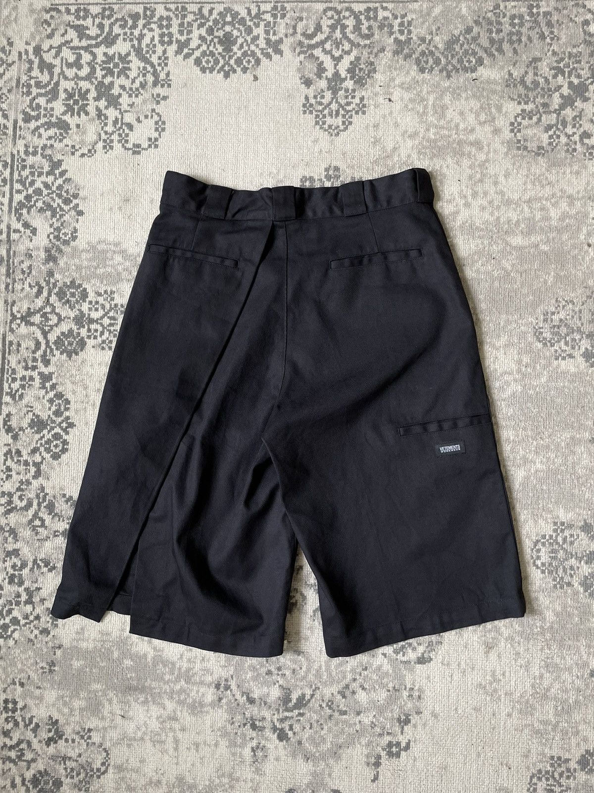 Vetements SS2016 VETEMENTS WORKWEAR SHORTS Size US 30 / EU 46 - 2 Thumbnail
