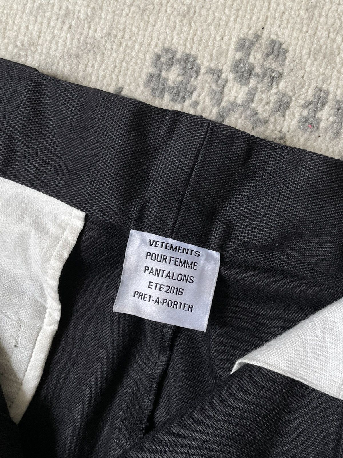 Vetements SS2016 VETEMENTS WORKWEAR SHORTS Size US 30 / EU 46 - 8 Thumbnail