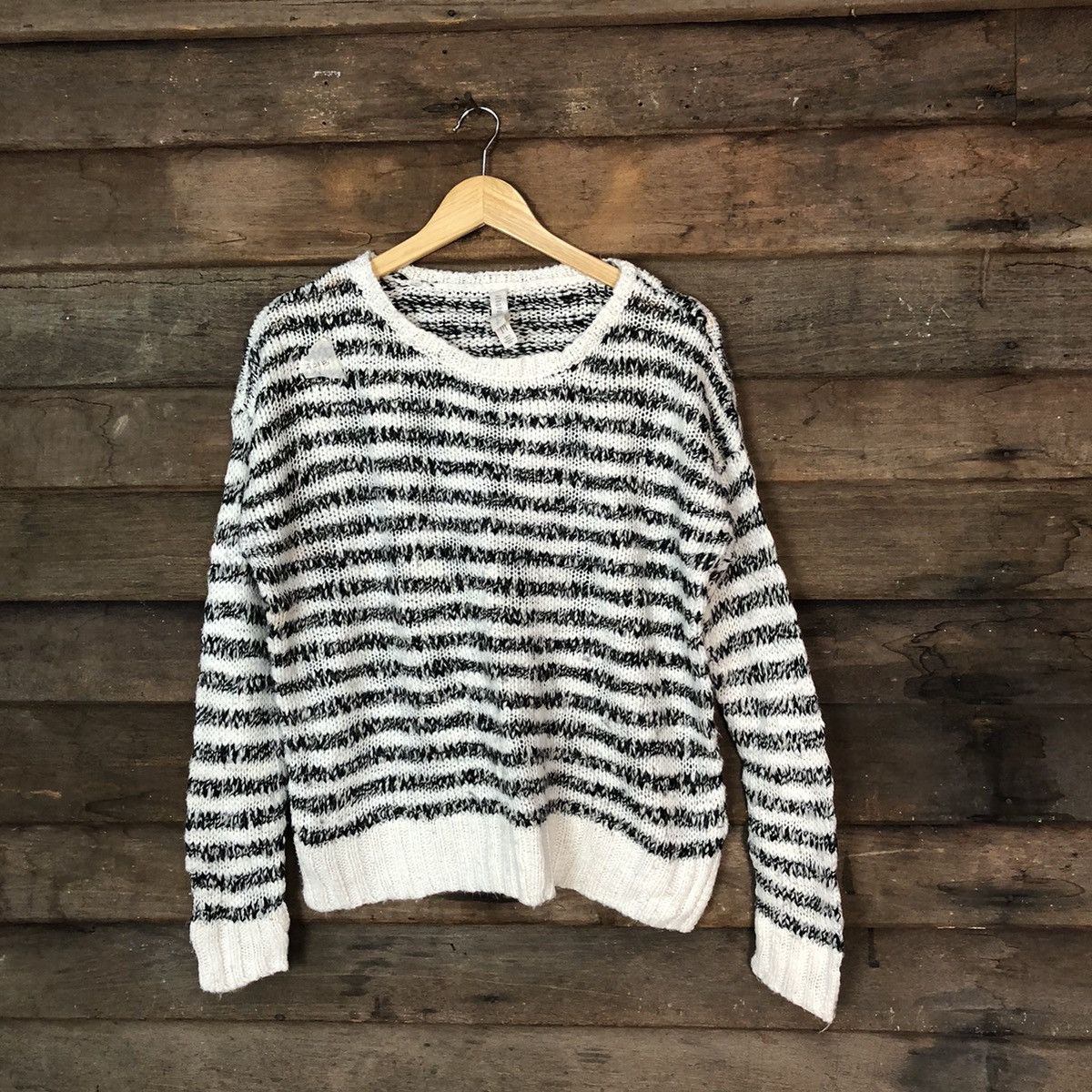 Aeropostale × Homespun Knitwear Aeropostale Black/White Knitwear stripe mohair fur #421B Size M / US 6-8 / IT 42-44 - 1 Thumbnail