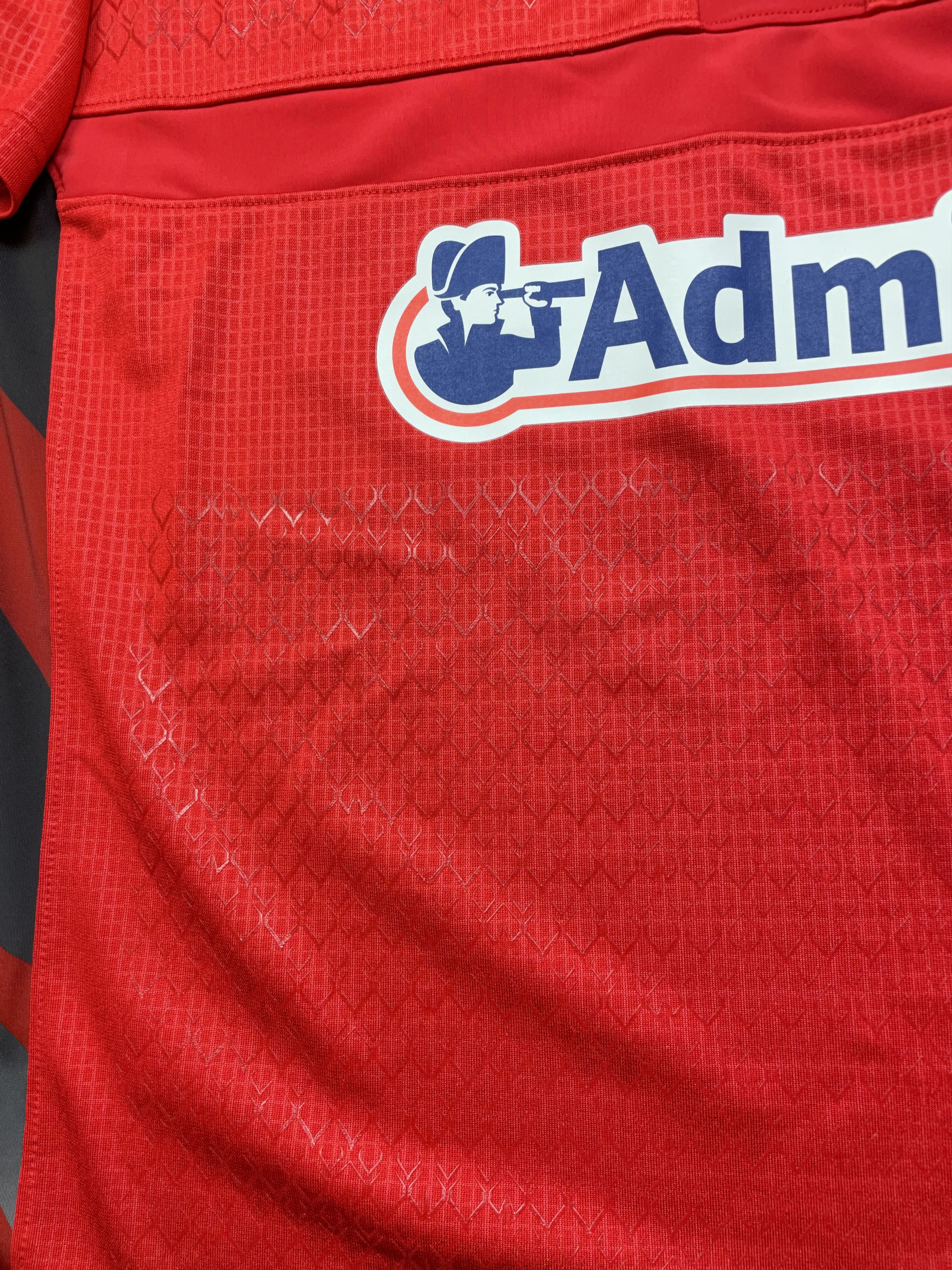 Under Armour Wales Rugby Union Shirt Jersey Under Armour Rare Y2K Hype Size US XL / EU 56 / 4 - 6 Thumbnail