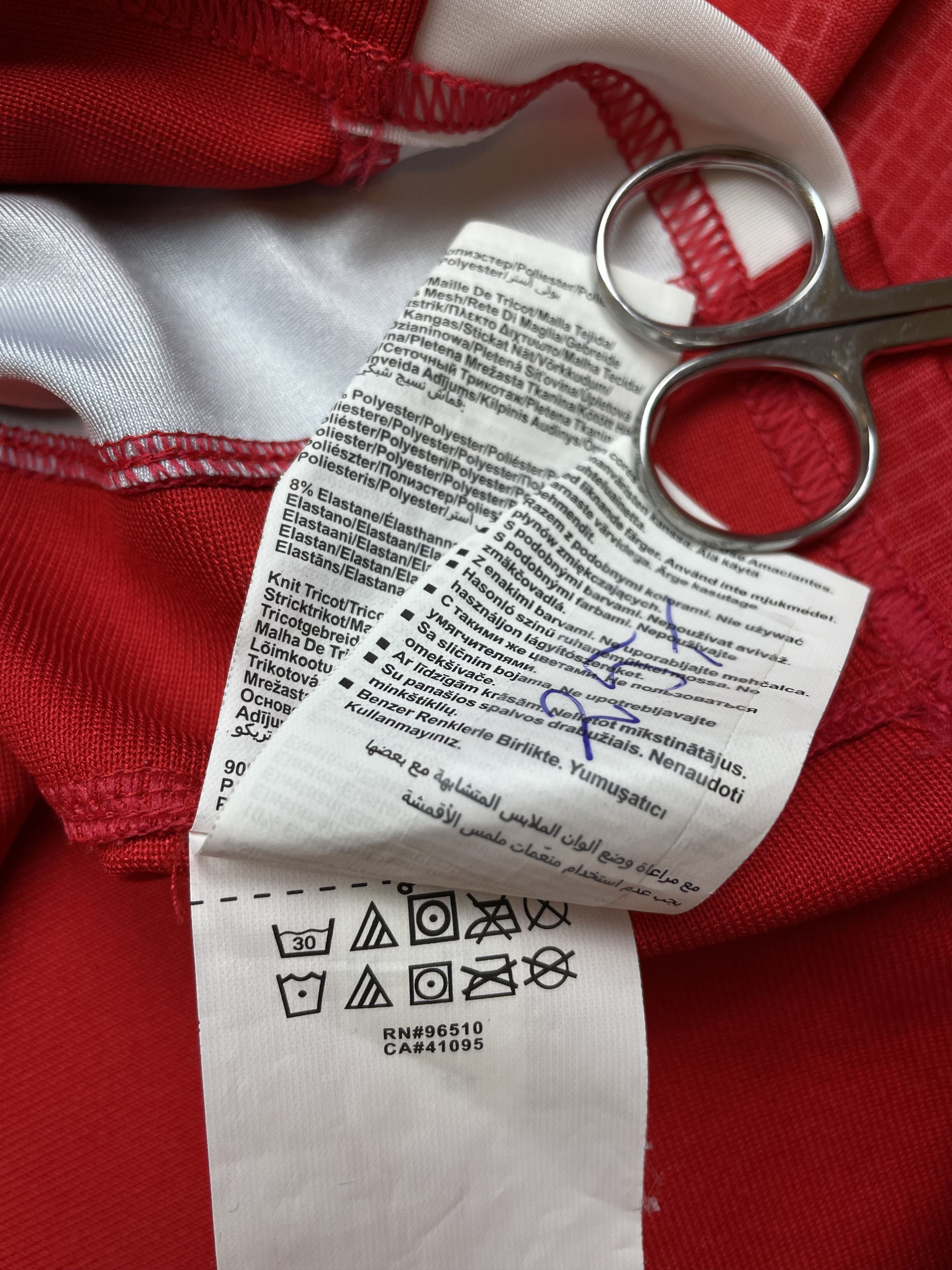Under Armour Wales Rugby Union Shirt Jersey Under Armour Rare Y2K Hype Size US XL / EU 56 / 4 - 14 Thumbnail