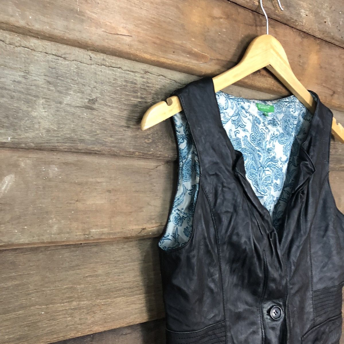 United Colors Of Benetton United Colors Of Benetton Black Leather Vest #7085 Size US XS / EU 42 / 0 - 7 Thumbnail