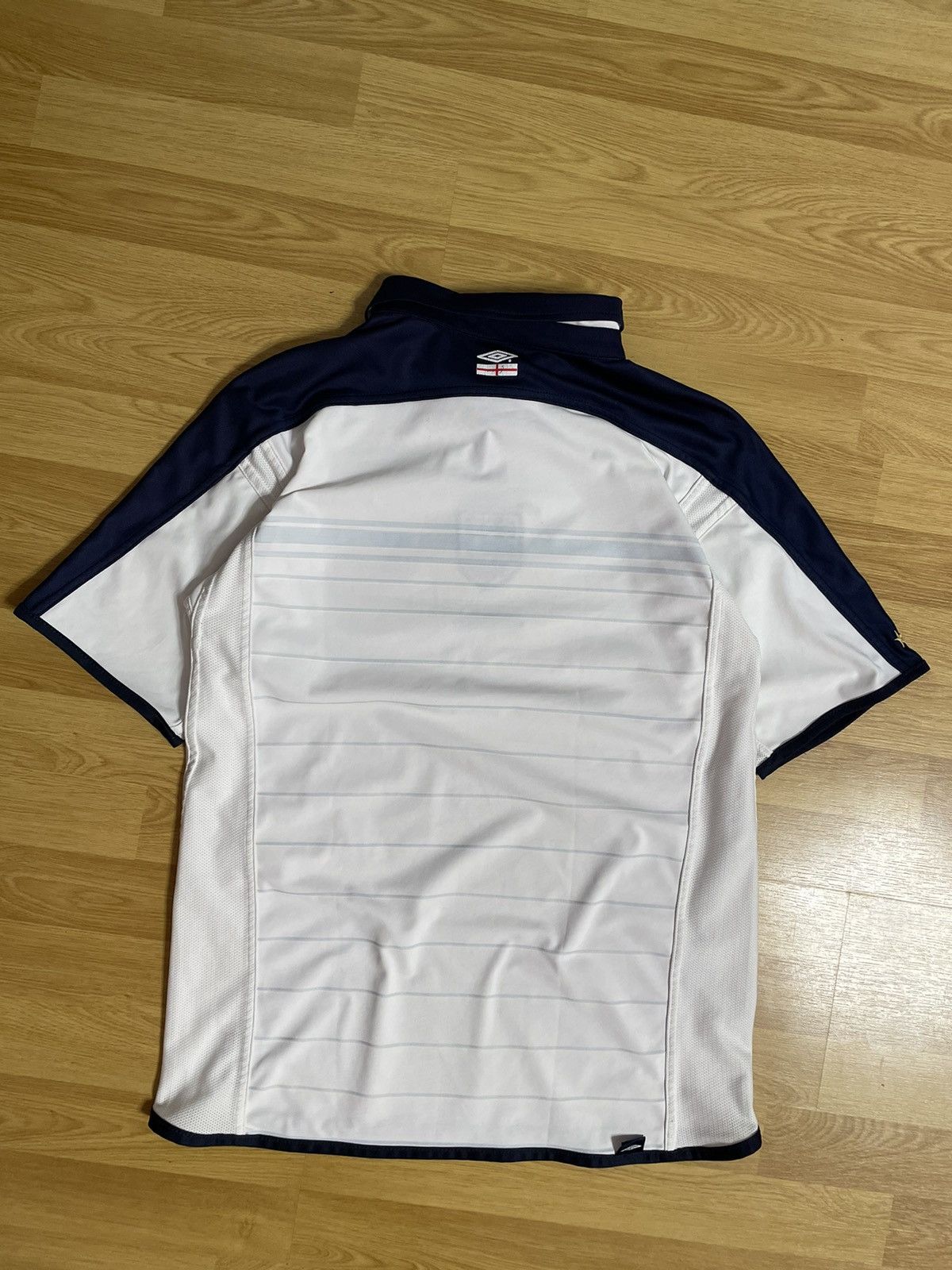 Umbro × Vintage Umbro Reversible England Jersey Vintage 2003-2005 Size US M / EU 48-50 / 2 - 18 Thumbnail