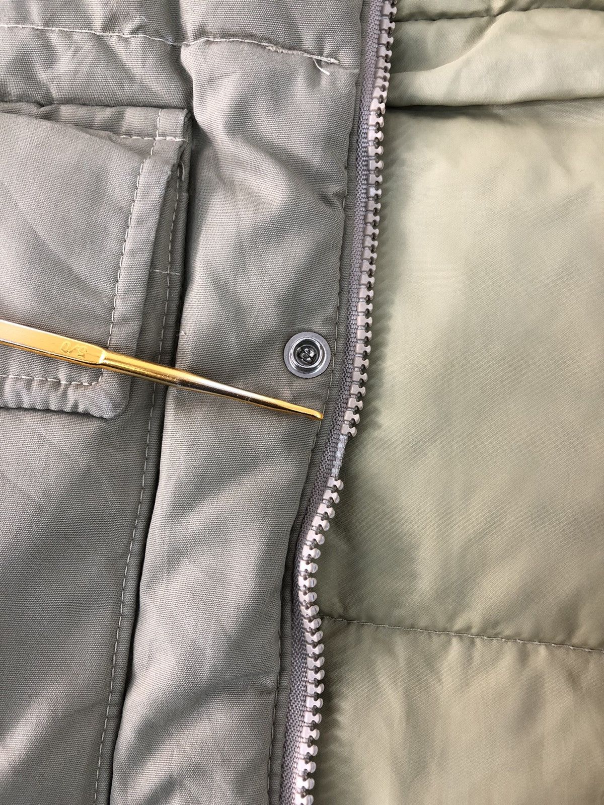 Woolrich Woolen Mills 90s Woolrich Puffer Jacket Big Front Pocket Zip Up Design Size US M / EU 48-50 / 2 - 12 Thumbnail