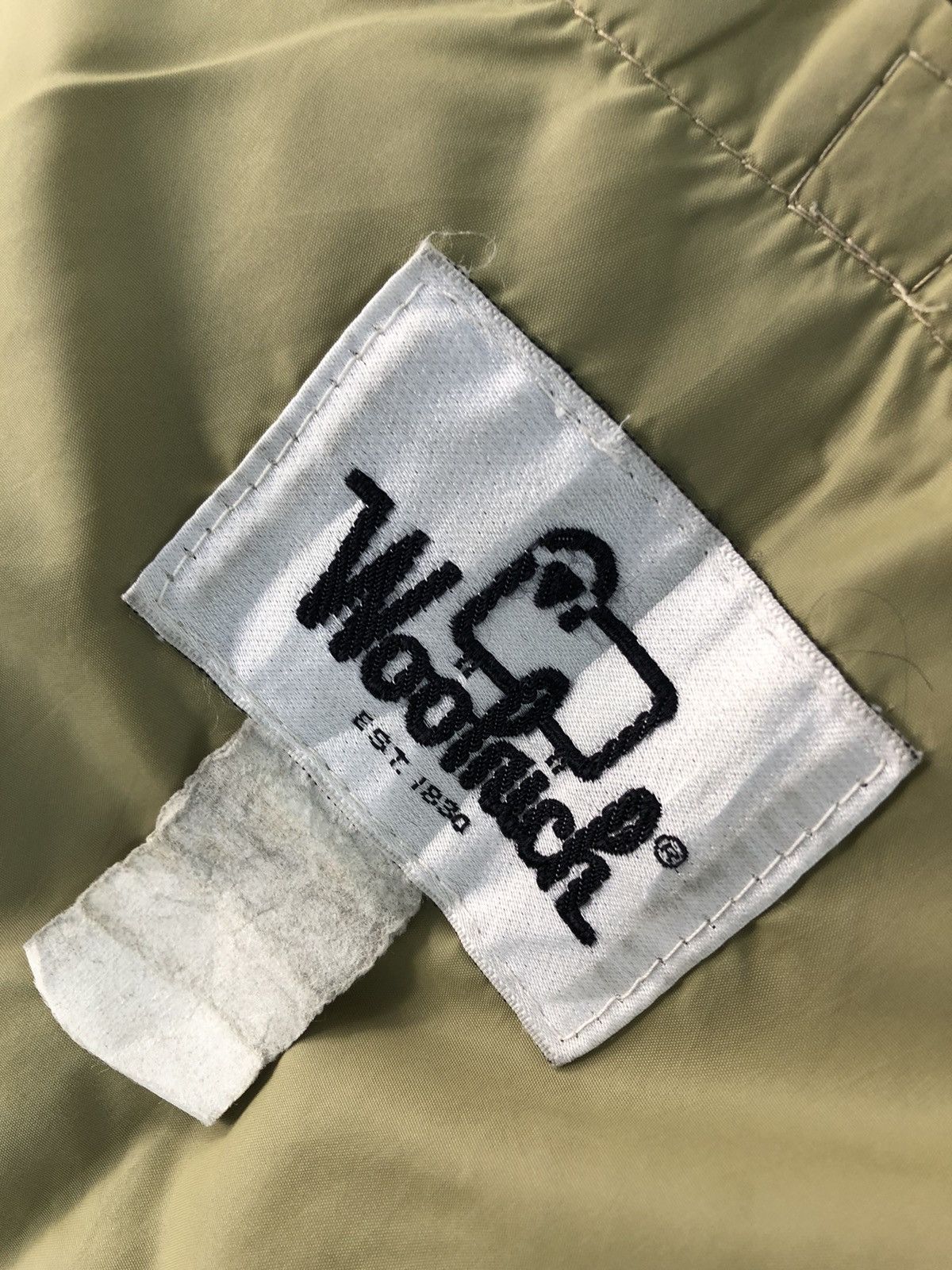 Woolrich Woolen Mills 90s Woolrich Puffer Jacket Big Front Pocket Zip Up Design Size US M / EU 48-50 / 2 - 7 Thumbnail