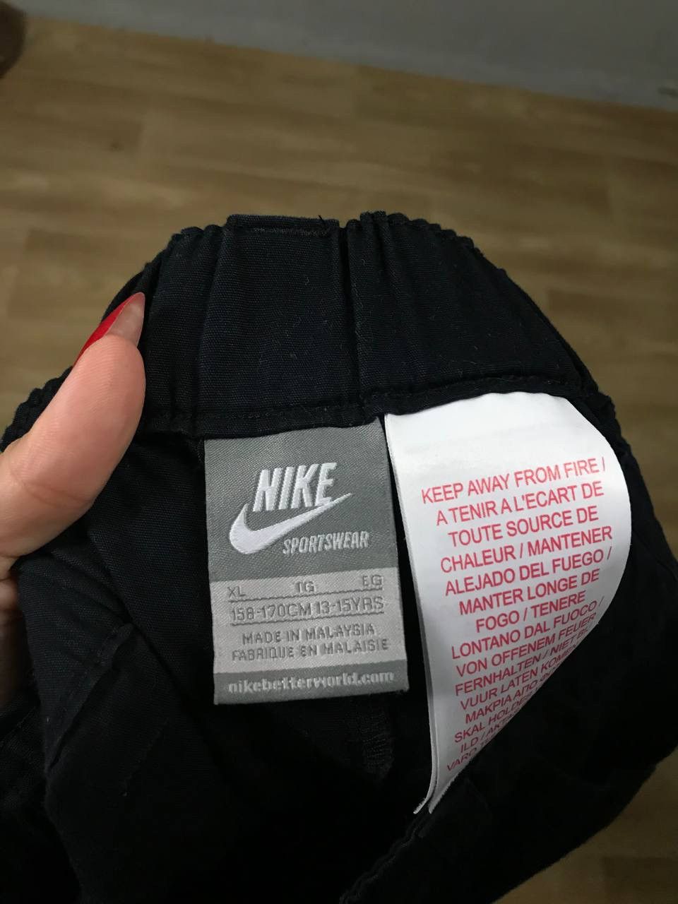 Nike × Vintage Nike swoosh streetwear vintage cargo shorts Size US 29 - 3 Thumbnail