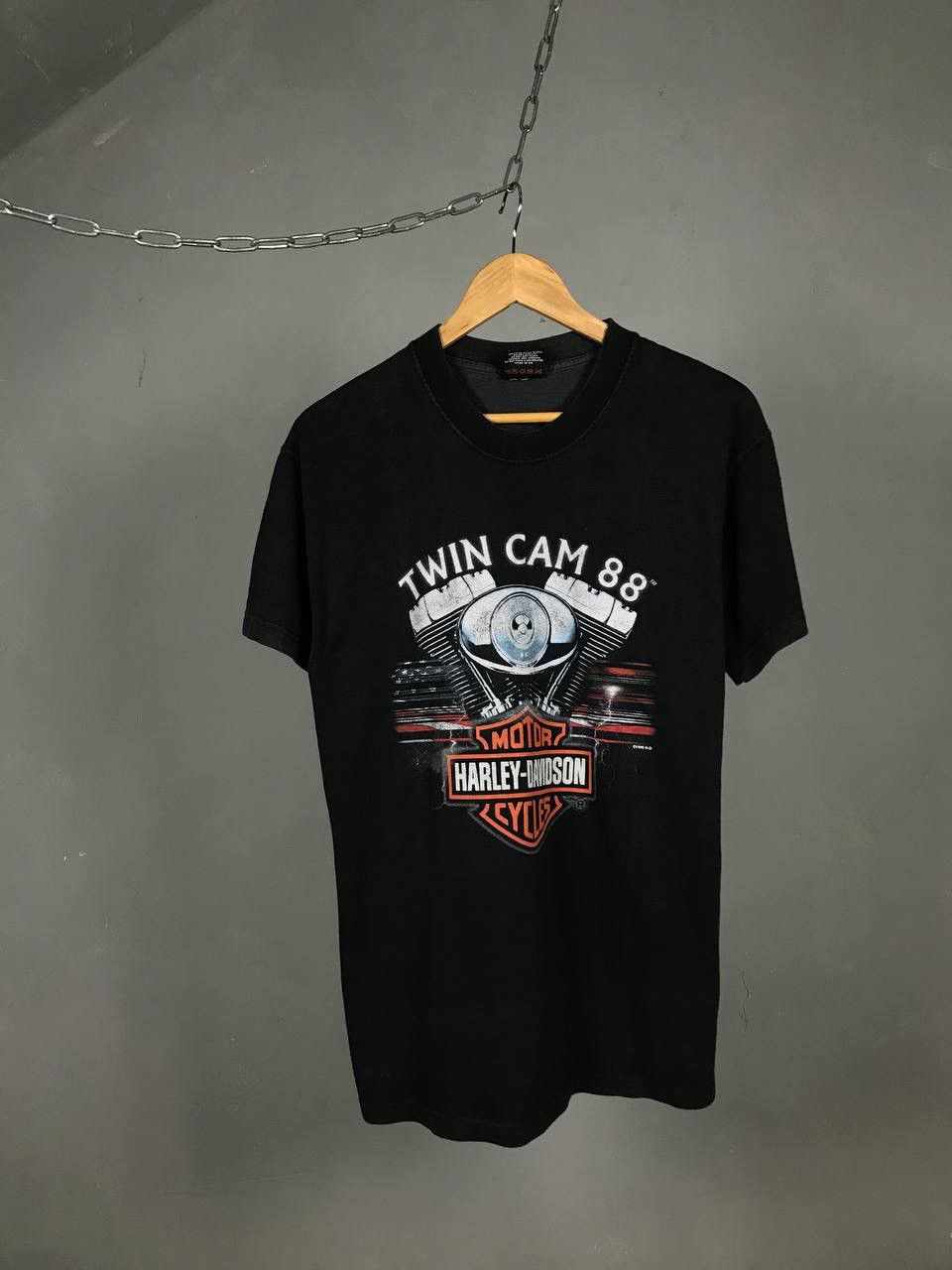 Vintage Harley Davidson 1997 twin cam 88 vintage overprinted tee Size US L / EU 52-54 / 3 - 1 Thumbnail