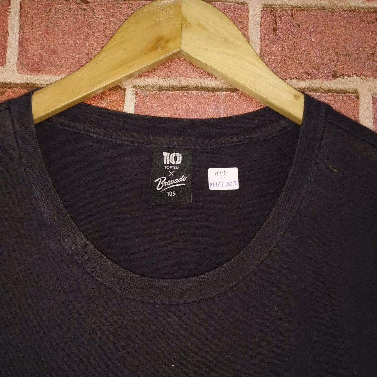 Band Tees Nine Inch Nails NIN Alternative Rock Band Tour Shirt Size US M / EU 48-50 / 2 - 4 Thumbnail