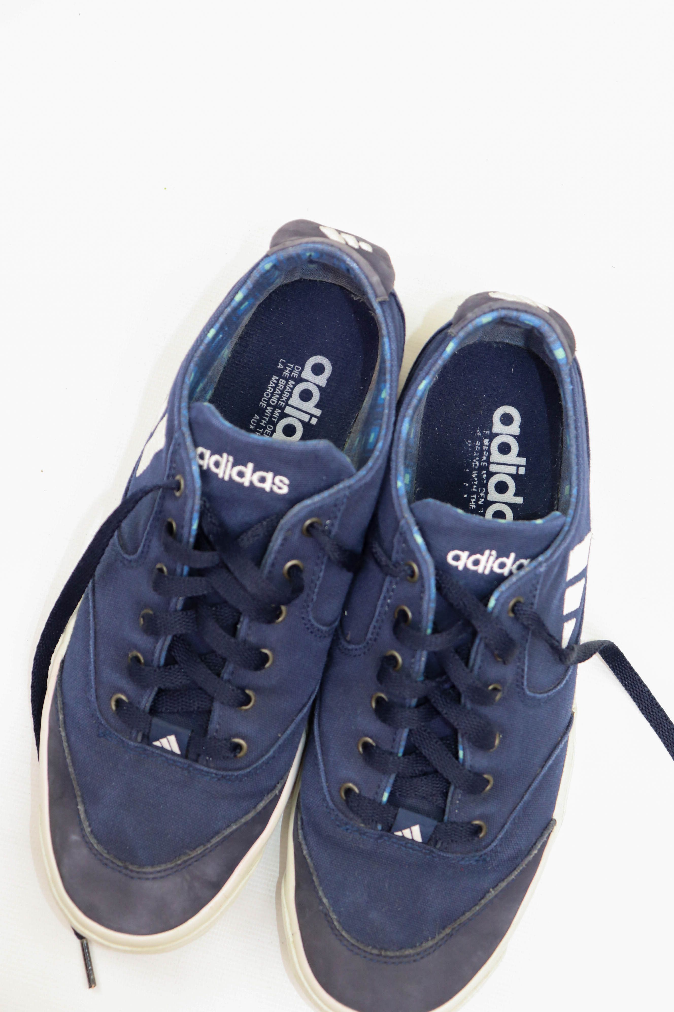 Adidas Adidas Vintage 90s Logo 1996 Low Top Canvas Sneakers Size US 9.5 / EU 42-43 - 9 Thumbnail