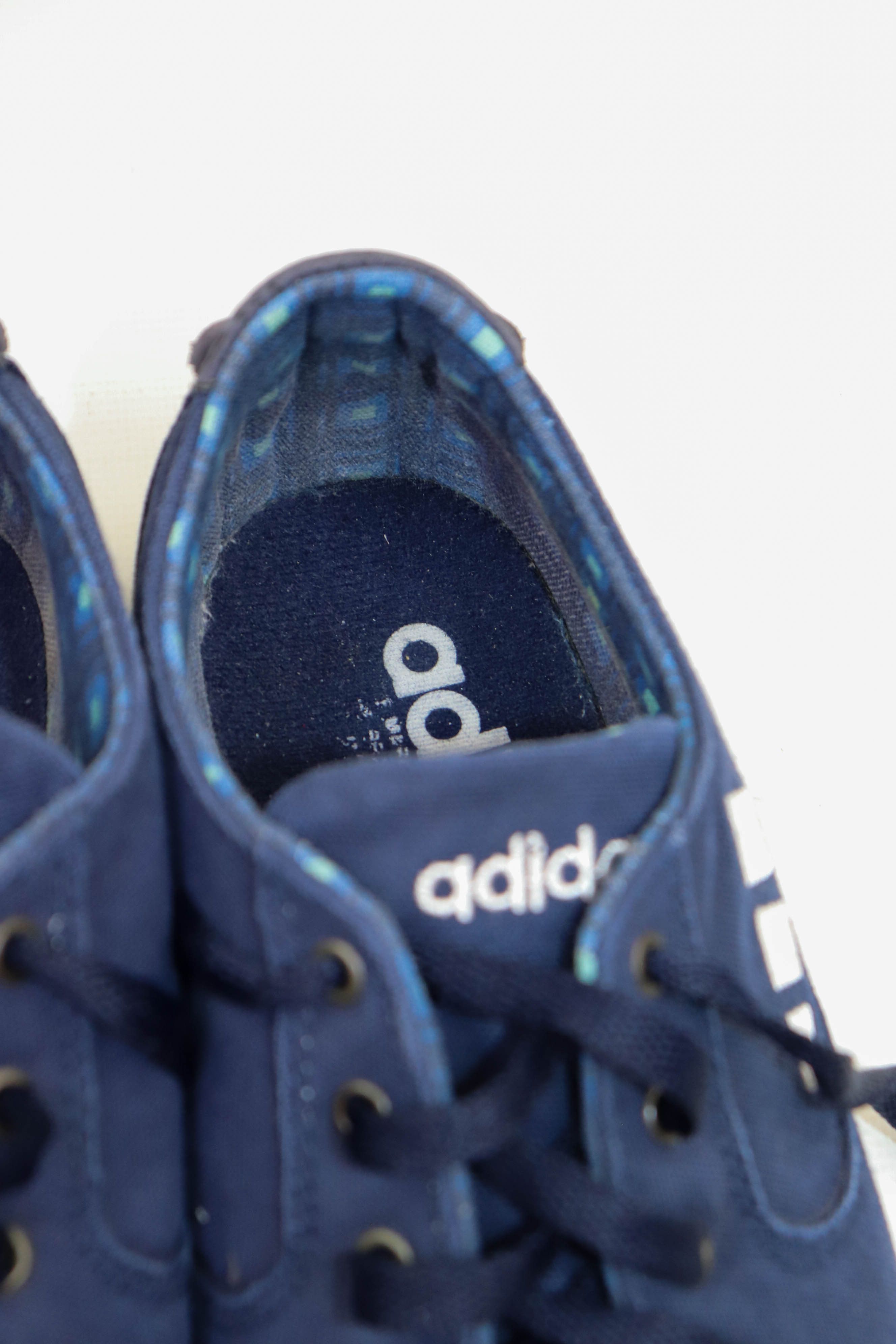 Adidas Adidas Vintage 90s Logo 1996 Low Top Canvas Sneakers Size US 9.5 / EU 42-43 - 10 Thumbnail