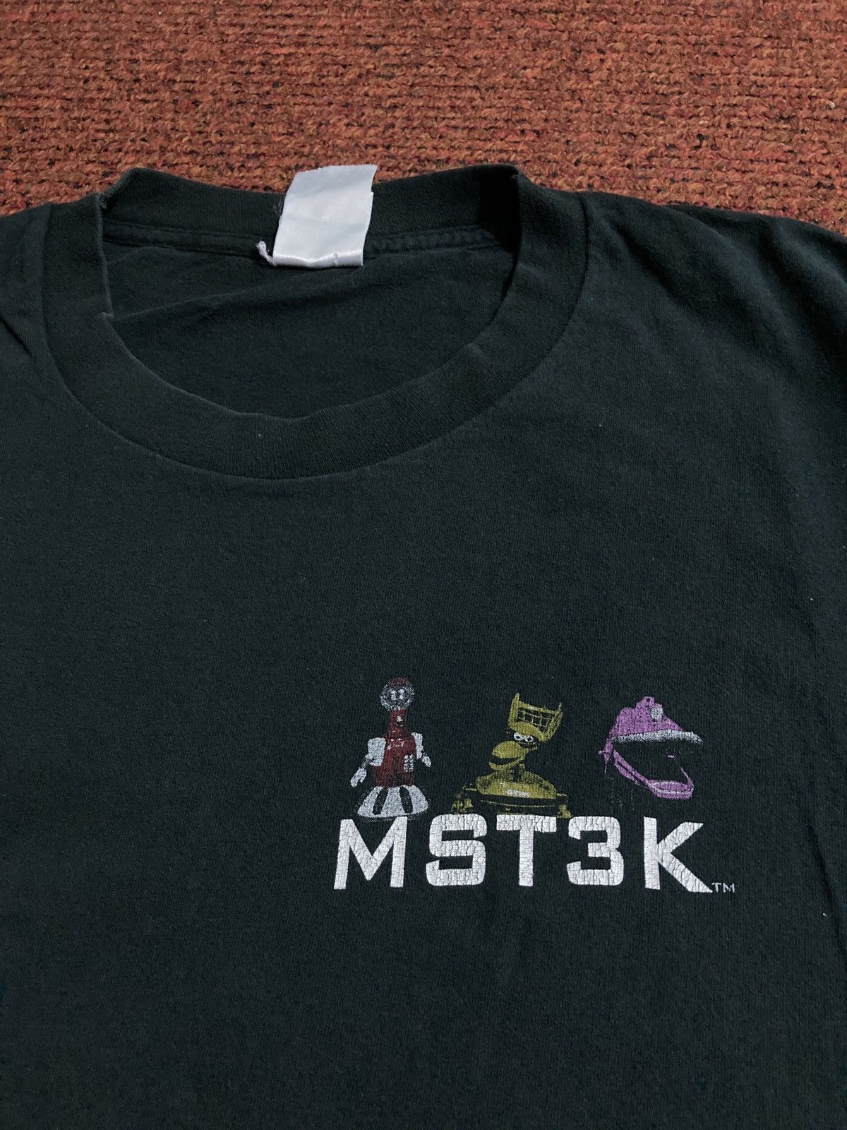 Arts & Science Vintage 90s Mystery Science Theater 3000 Tee Size US XL / EU 56 / 4 - 4 Thumbnail