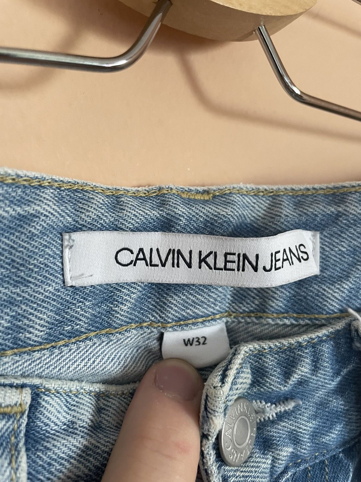Calvin Klein Calvin Klein Jeans stone washed denim shorts jorts Size US 32 / EU 48 - 6 Thumbnail