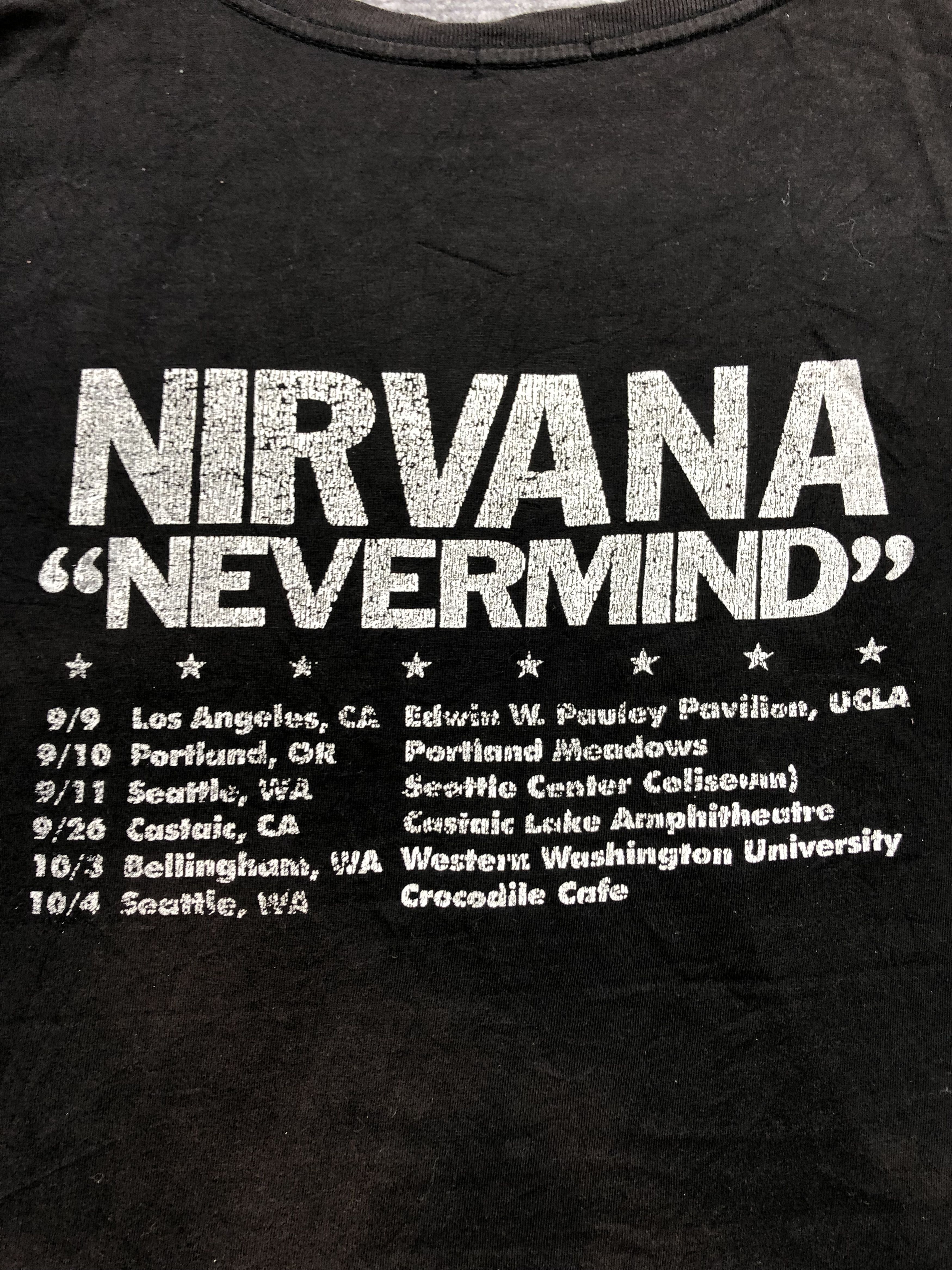 Band Tees Nirvana Nevermind Tshirt Size US L / EU 52-54 / 3 - 7 Thumbnail