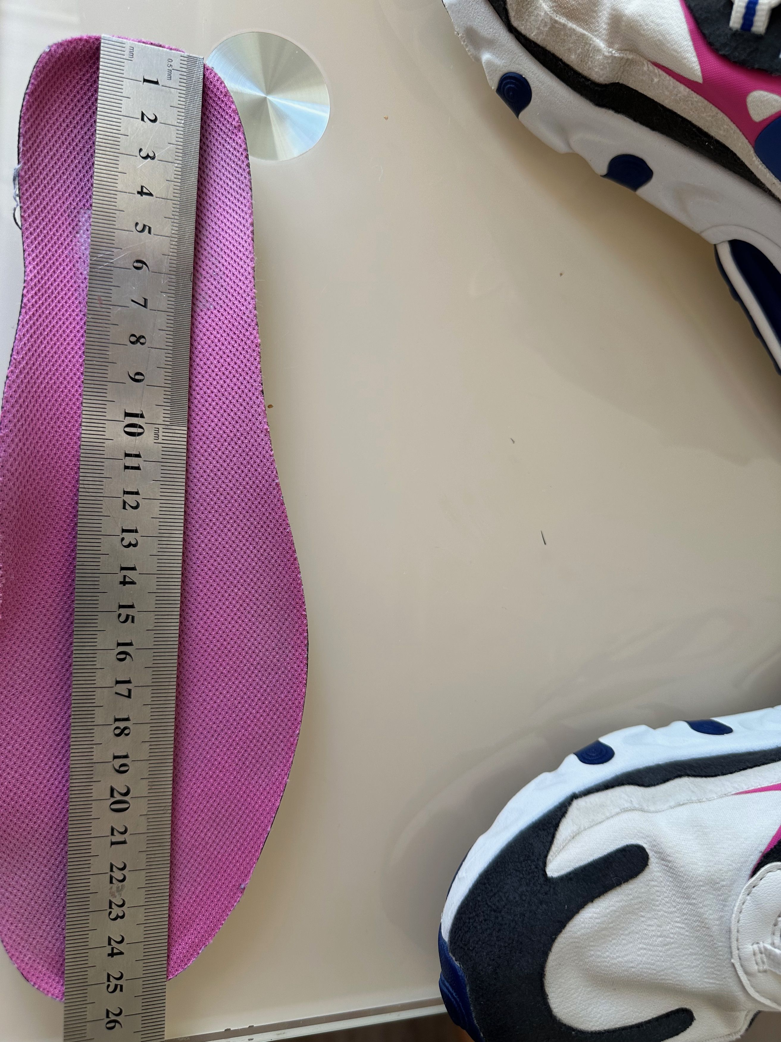 Nike Nike Air Max 270 React White Pink low top sneakers Size US 8 / IT 38 - 8 Thumbnail