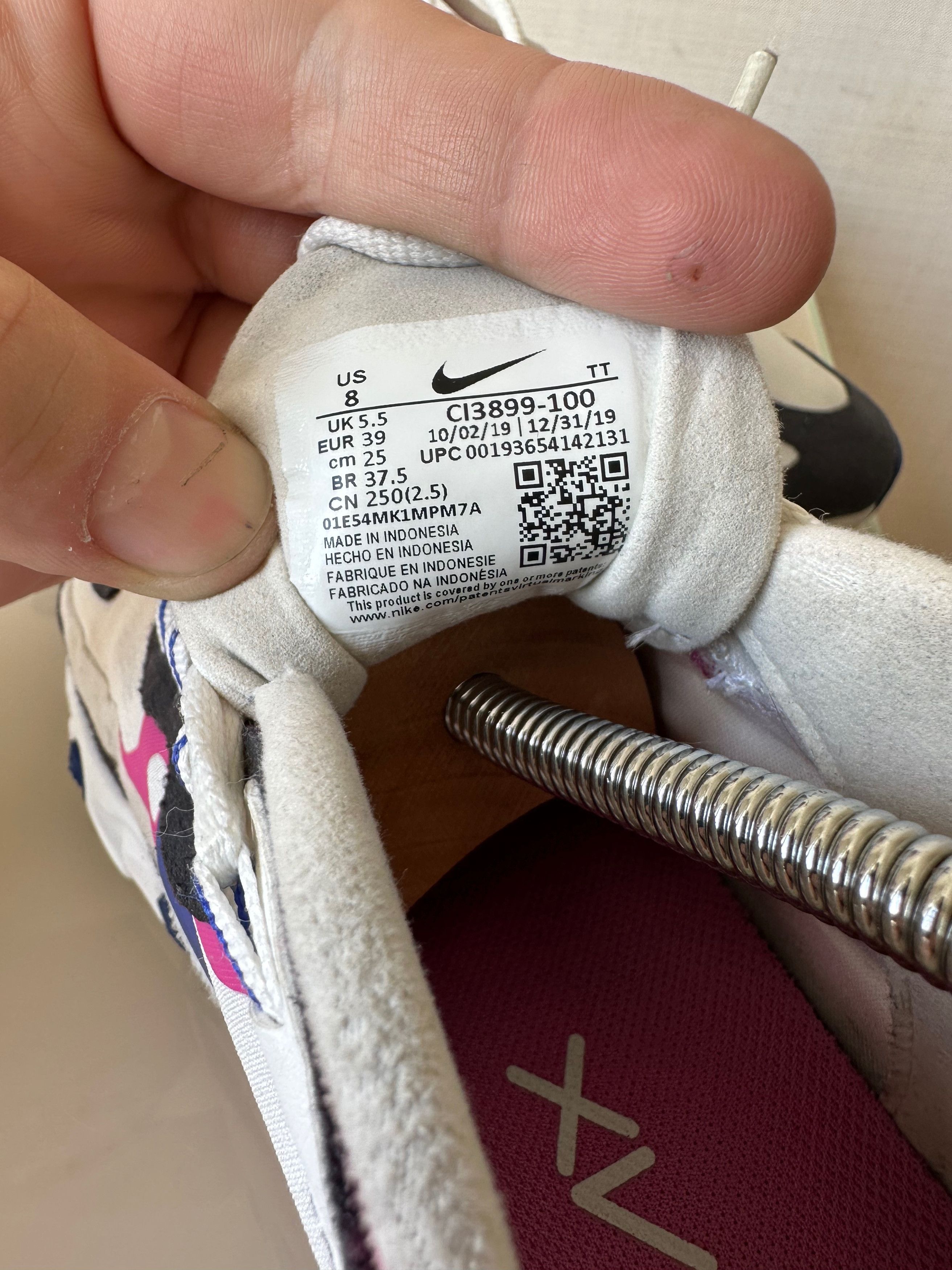 Nike Nike Air Max 270 React White Pink low top sneakers Size US 8 / IT 38 - 6 Thumbnail
