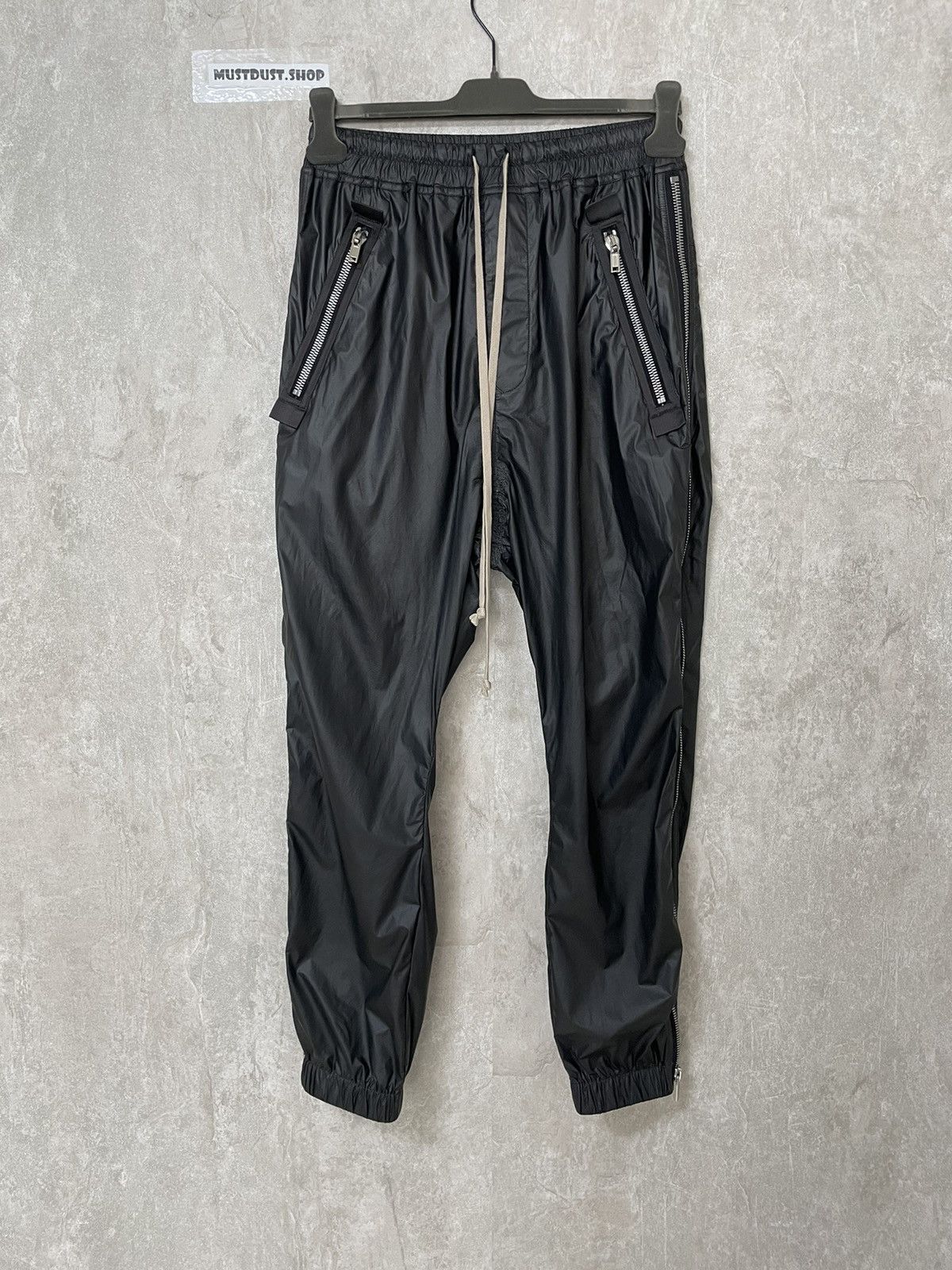 パンツ Rick Owens zipped detail track pants Rick Owens zipped detail track pants Rick owens side zip pants