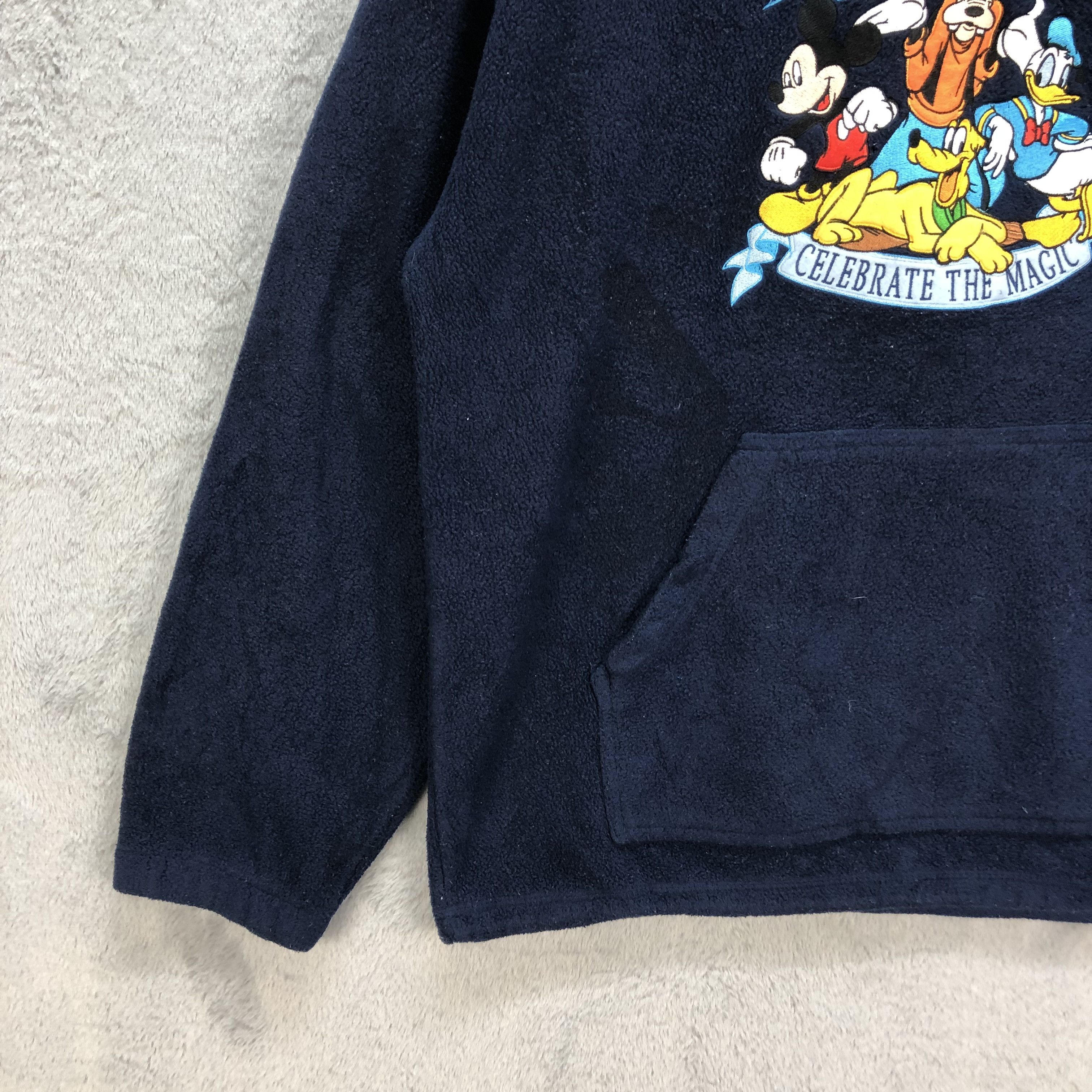 Cartoon Network DISNEY FAMILY EMBROIDERED BIG LOGO FLEECE #6881-99 Size US XL / EU 56 / 4 - 5 Thumbnail