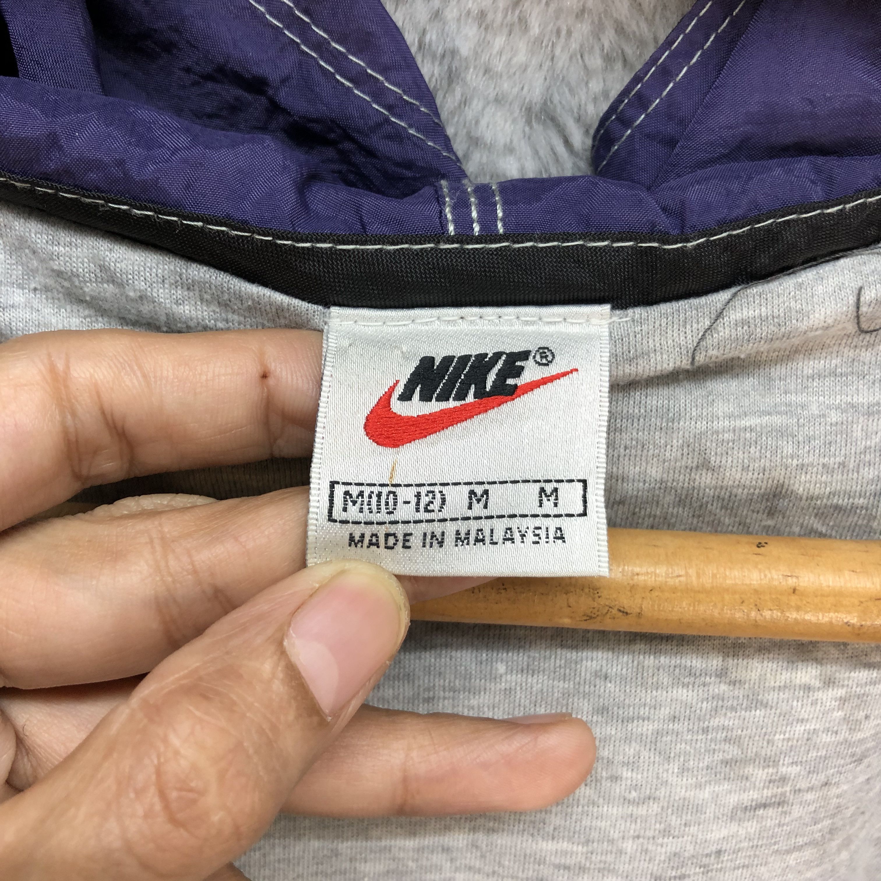 Nike NIKE BACK SWOOSH HOODED PURPLE LIGHT JACKET #6895-100 Size US M / EU 48-50 / 2 - 8 Thumbnail