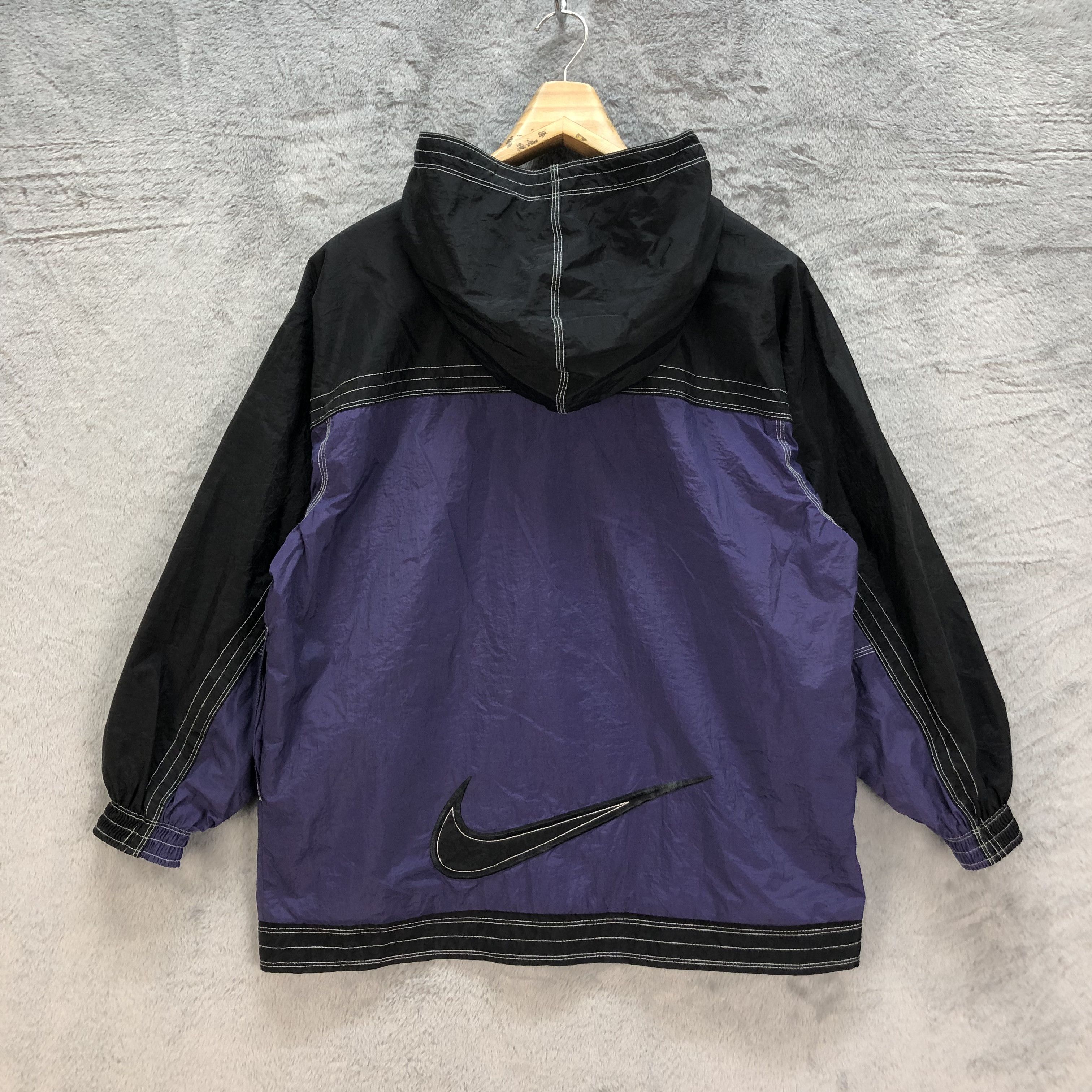 Nike NIKE BACK SWOOSH HOODED PURPLE LIGHT JACKET #6895-100 Size US M / EU 48-50 / 2 - 10 Thumbnail