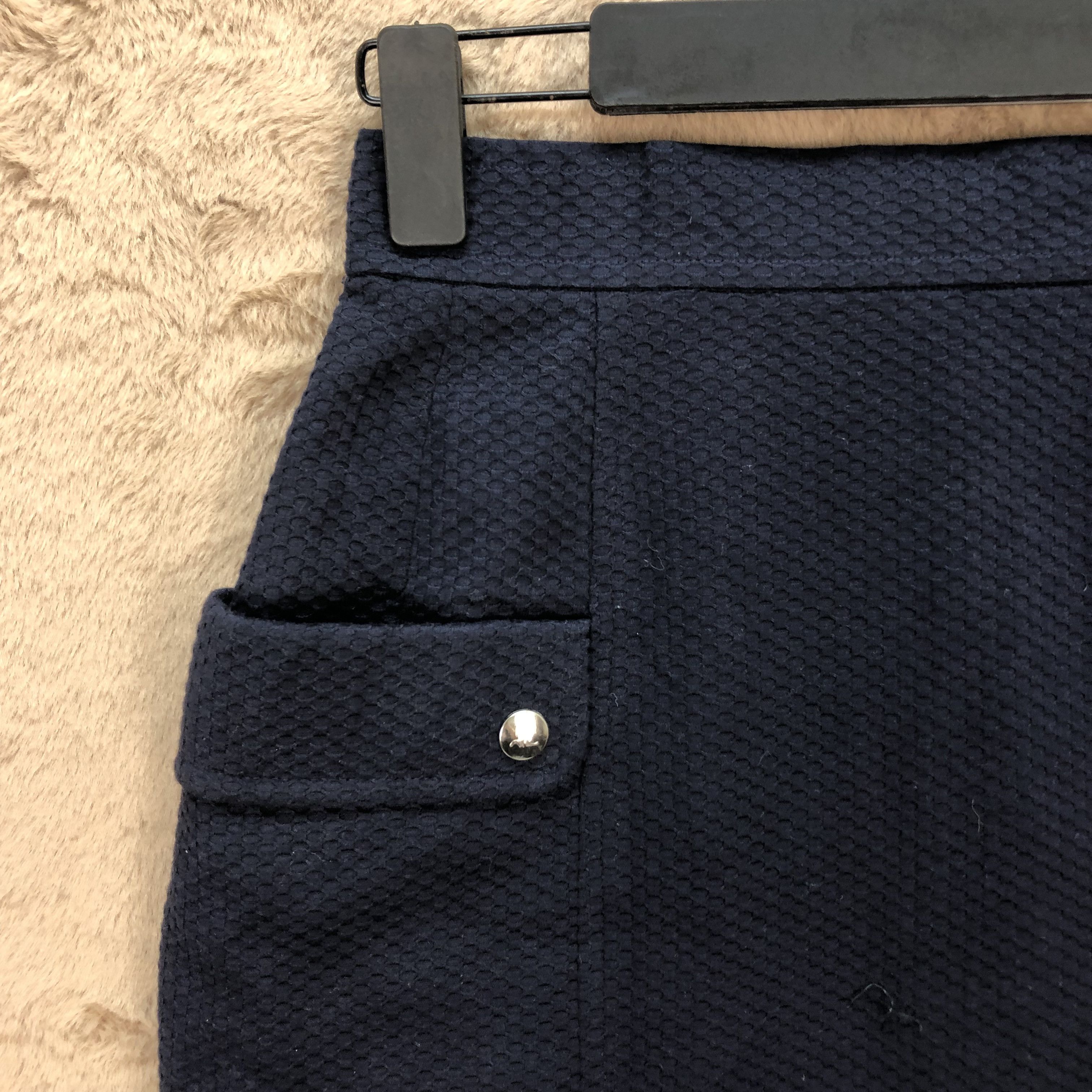 Courreges COURREGES PARIS NICE FABRIC DESIGN SKIRTS #5646-201 Size 26" / US 2 / IT 38 - 3 Thumbnail