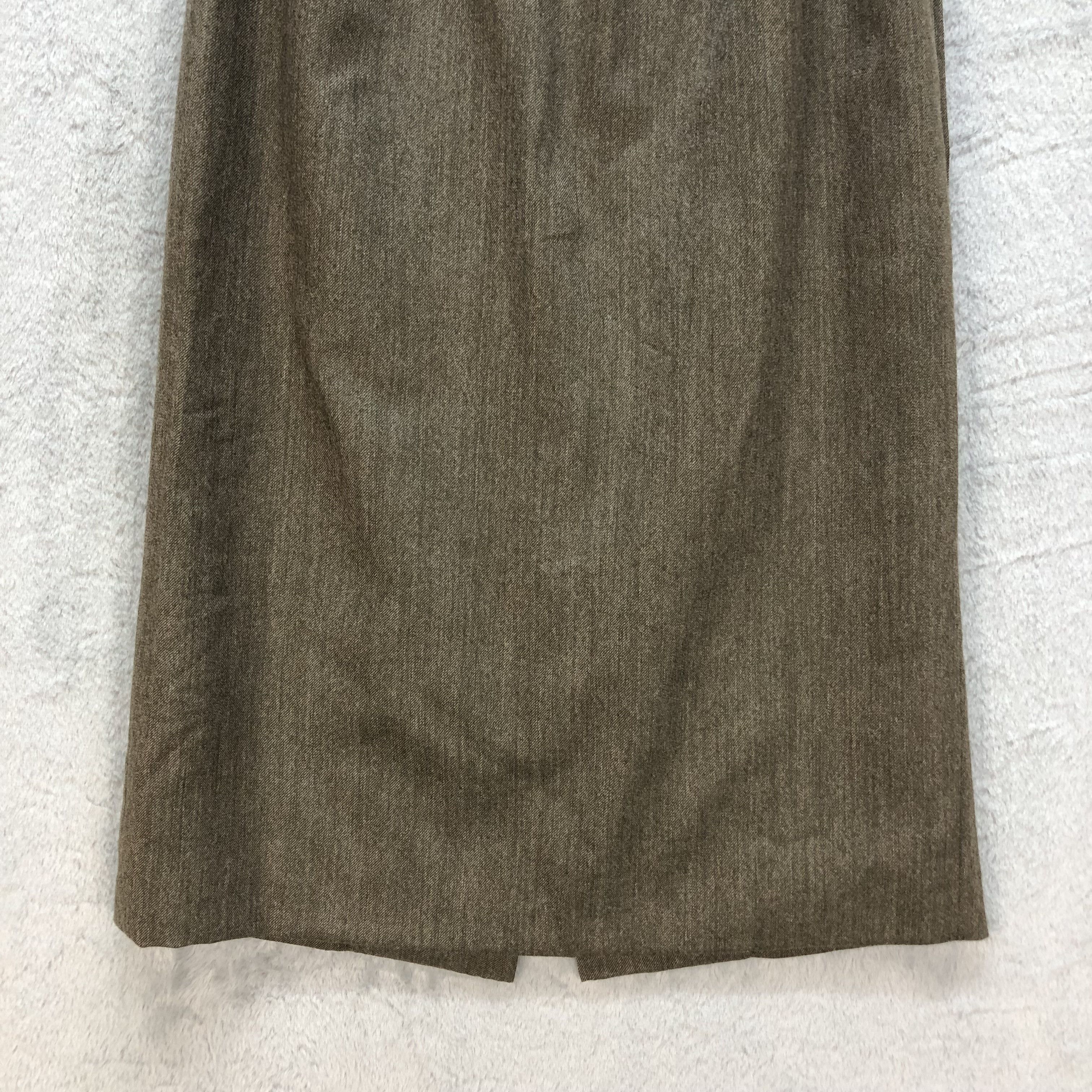 Laura Biagiotti LAURA BIAGIOTTI WOOL SKIRTS #6876-96 Size 27" / US 4 / IT 40 - 3 Thumbnail