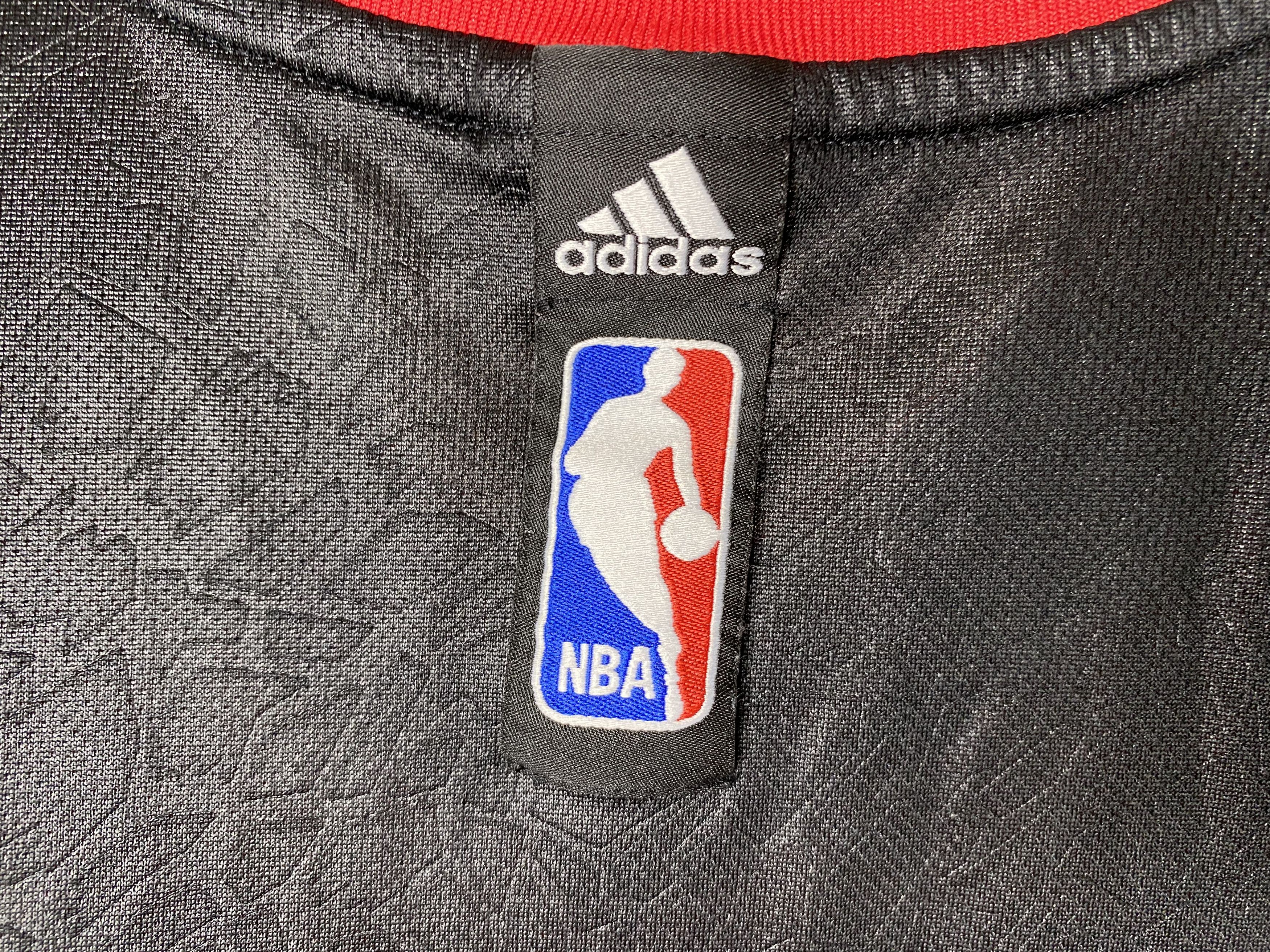 Adidas × NBA CHICAGO BULLS NBA BASKETBALL TEAM JERSEY ADIDAS Size US S / EU 44-46 / 1 - 5 Thumbnail