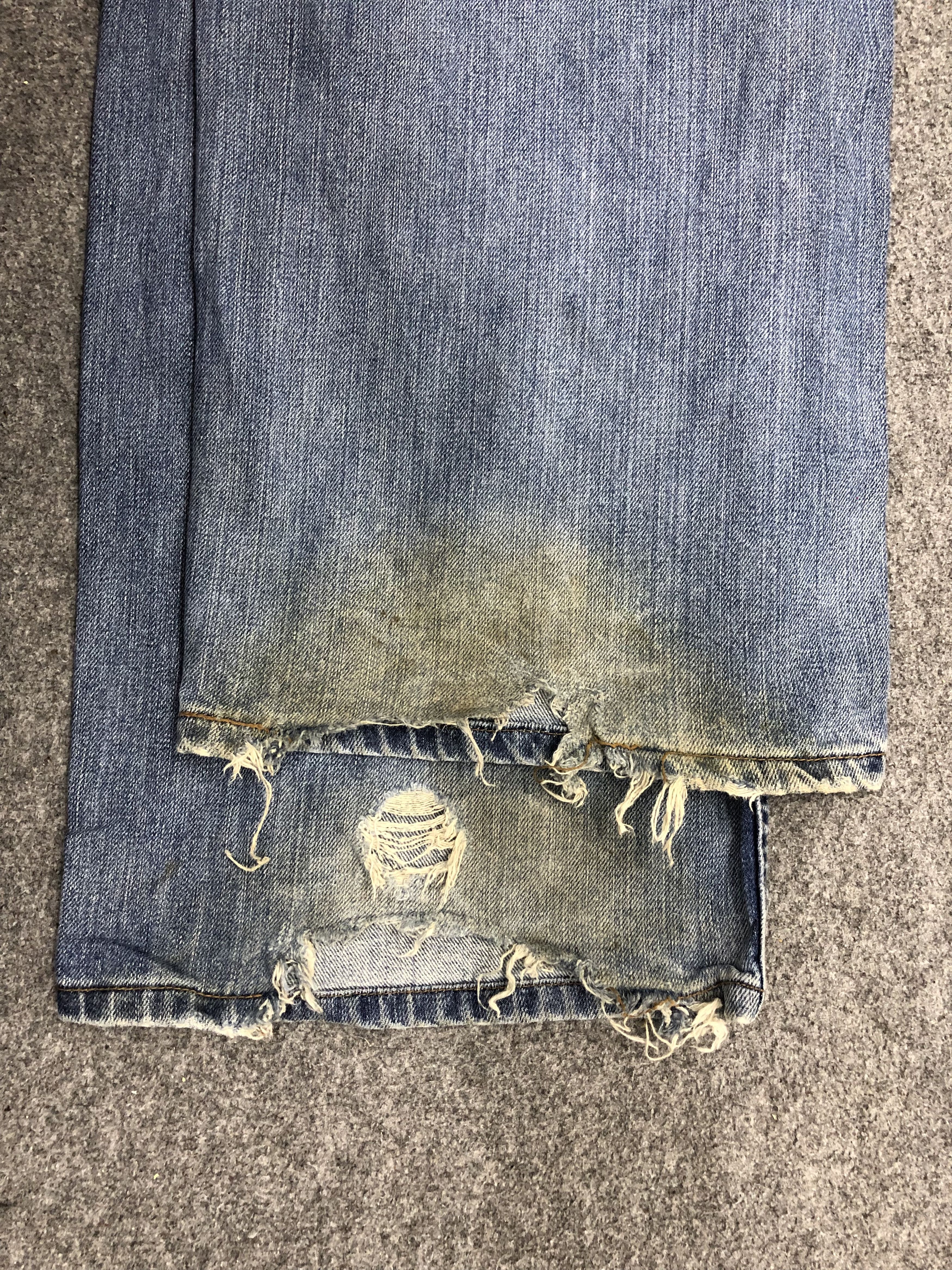 Levi's × Vintage Vintage Levis 569 Faded Blue Baggy Jeans Size US 40 / EU 56 - 12 Thumbnail