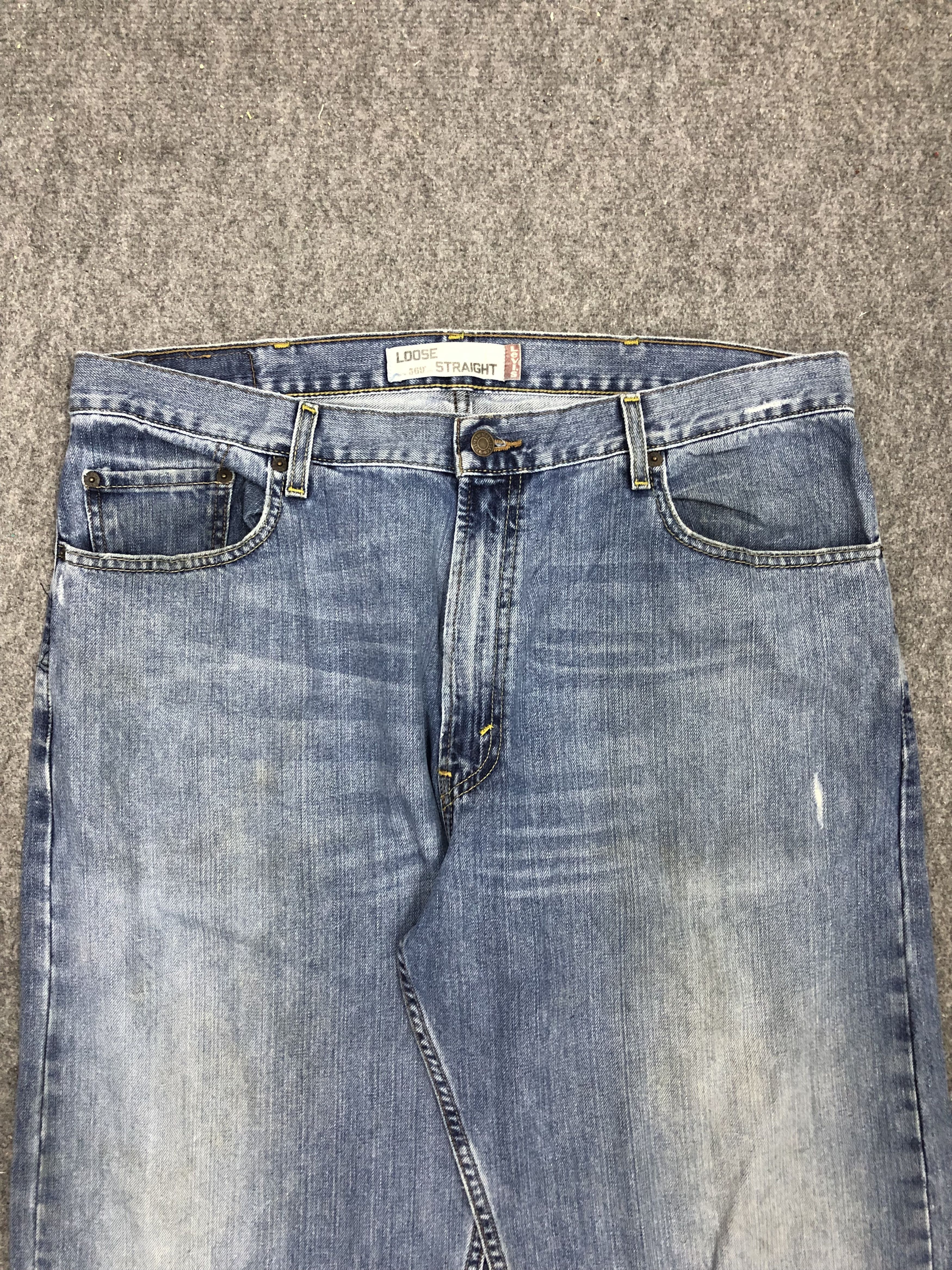 Levi's × Vintage Vintage Levis 569 Faded Blue Baggy Jeans Size US 40 / EU 56 - 2 Thumbnail