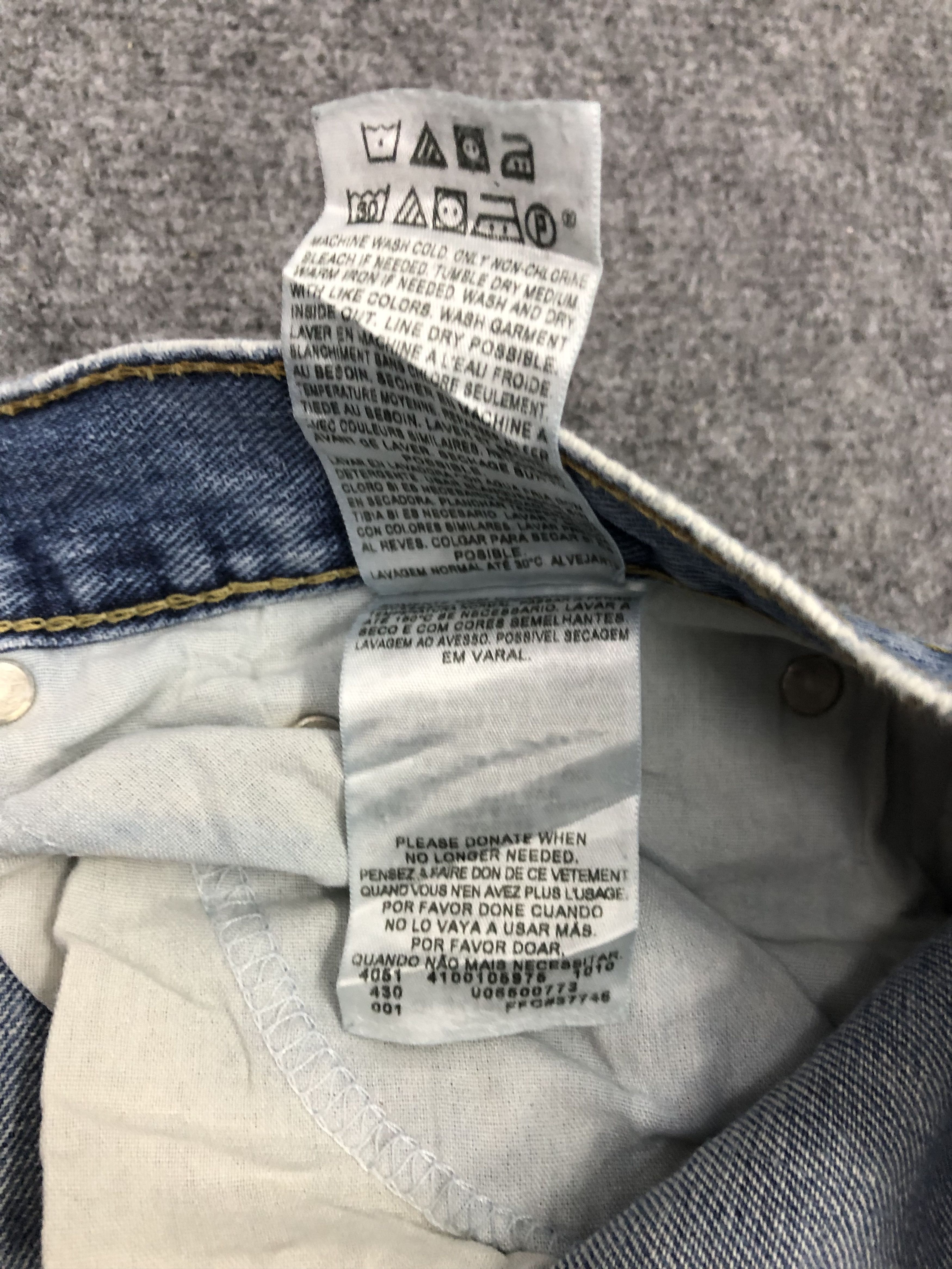 Levi's × Vintage Vintage Levis 550 Faded Blue Baggy Jeans Size US 38 / EU 54 - 7 Thumbnail