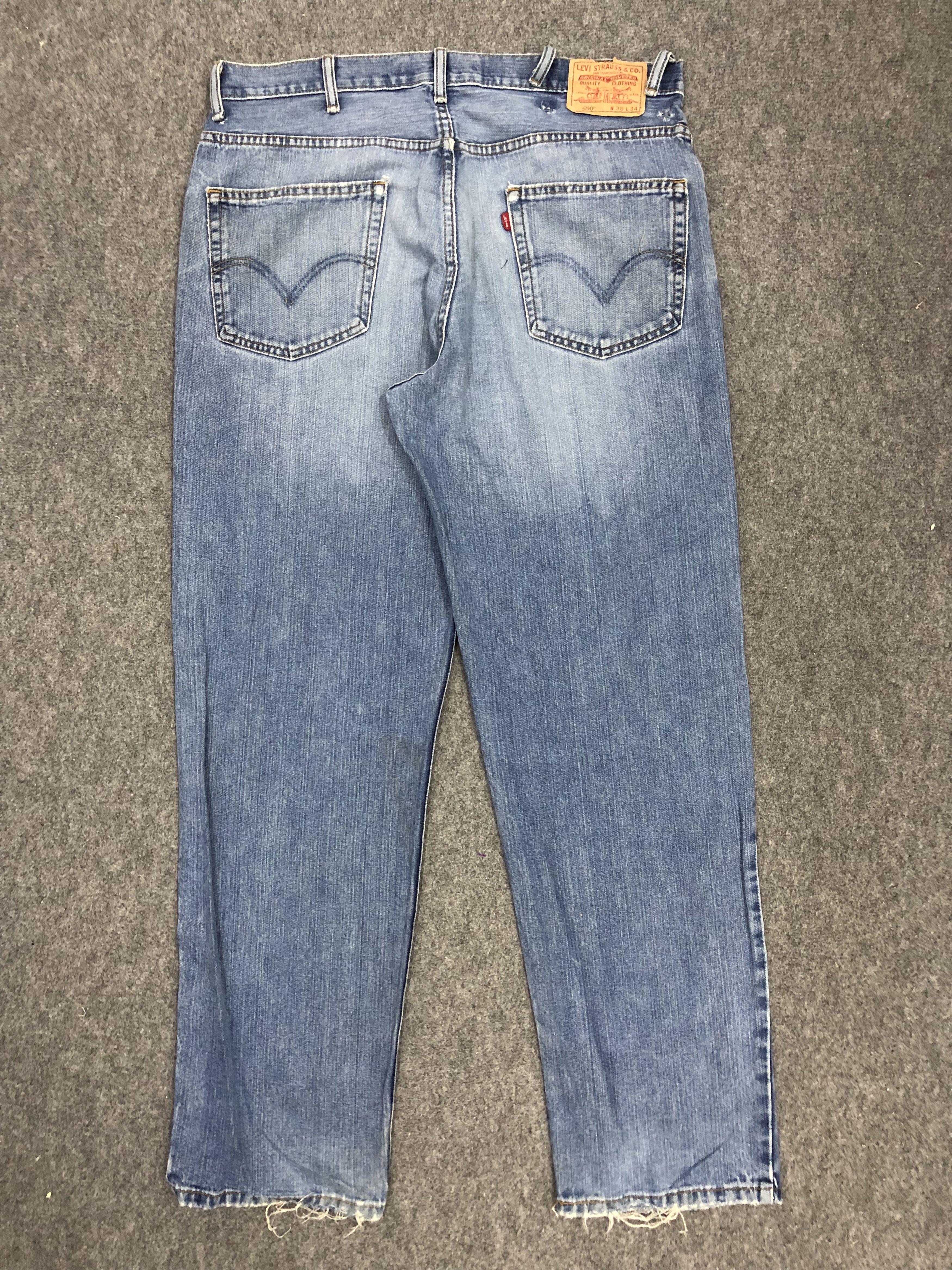 Levi's × Vintage Vintage Levis 550 Faded Blue Baggy Jeans Size US 38 / EU 54 - 3 Thumbnail
