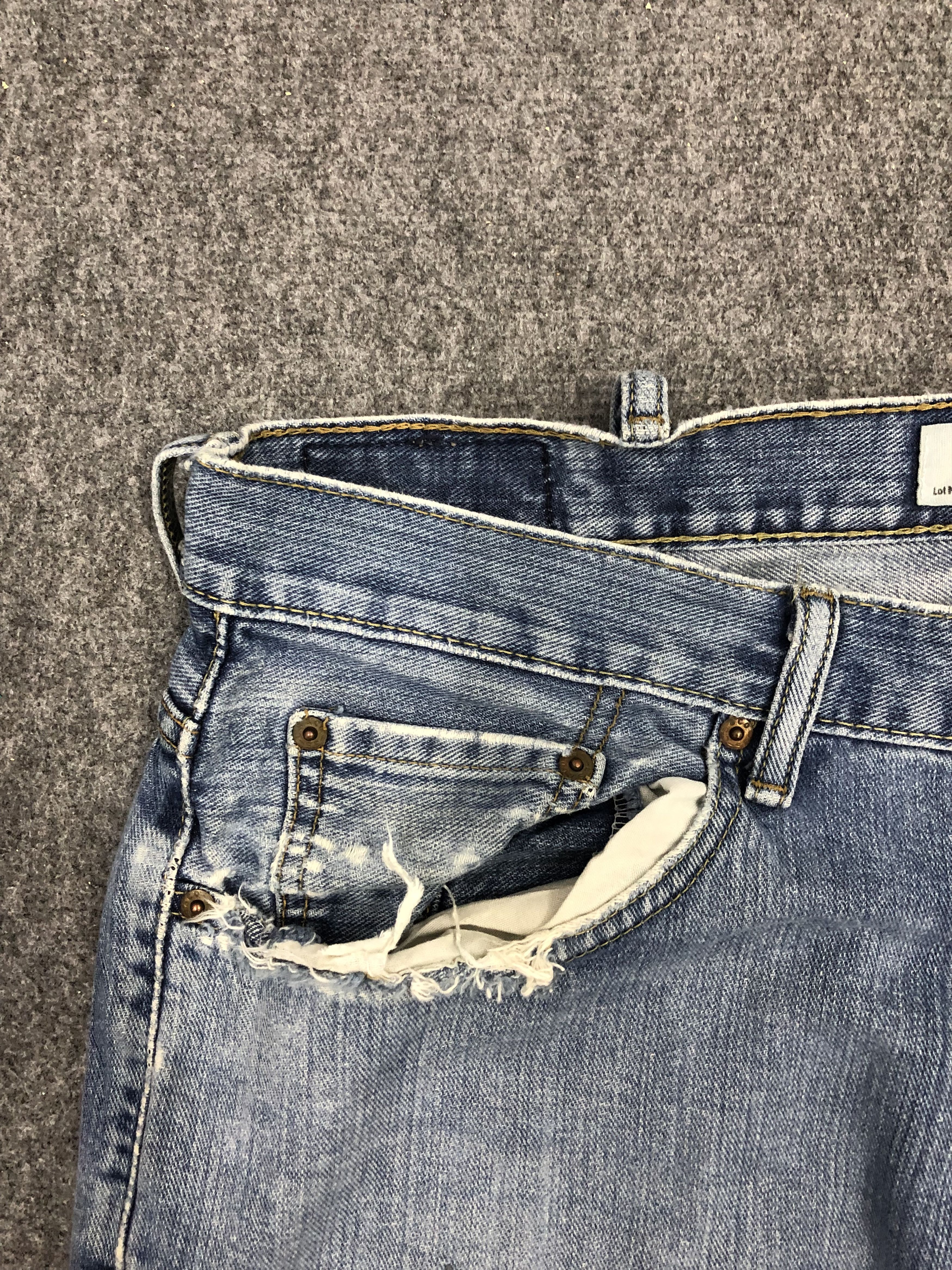Levi's × Vintage Vintage Levis 550 Faded Blue Baggy Jeans Size US 38 / EU 54 - 10 Thumbnail