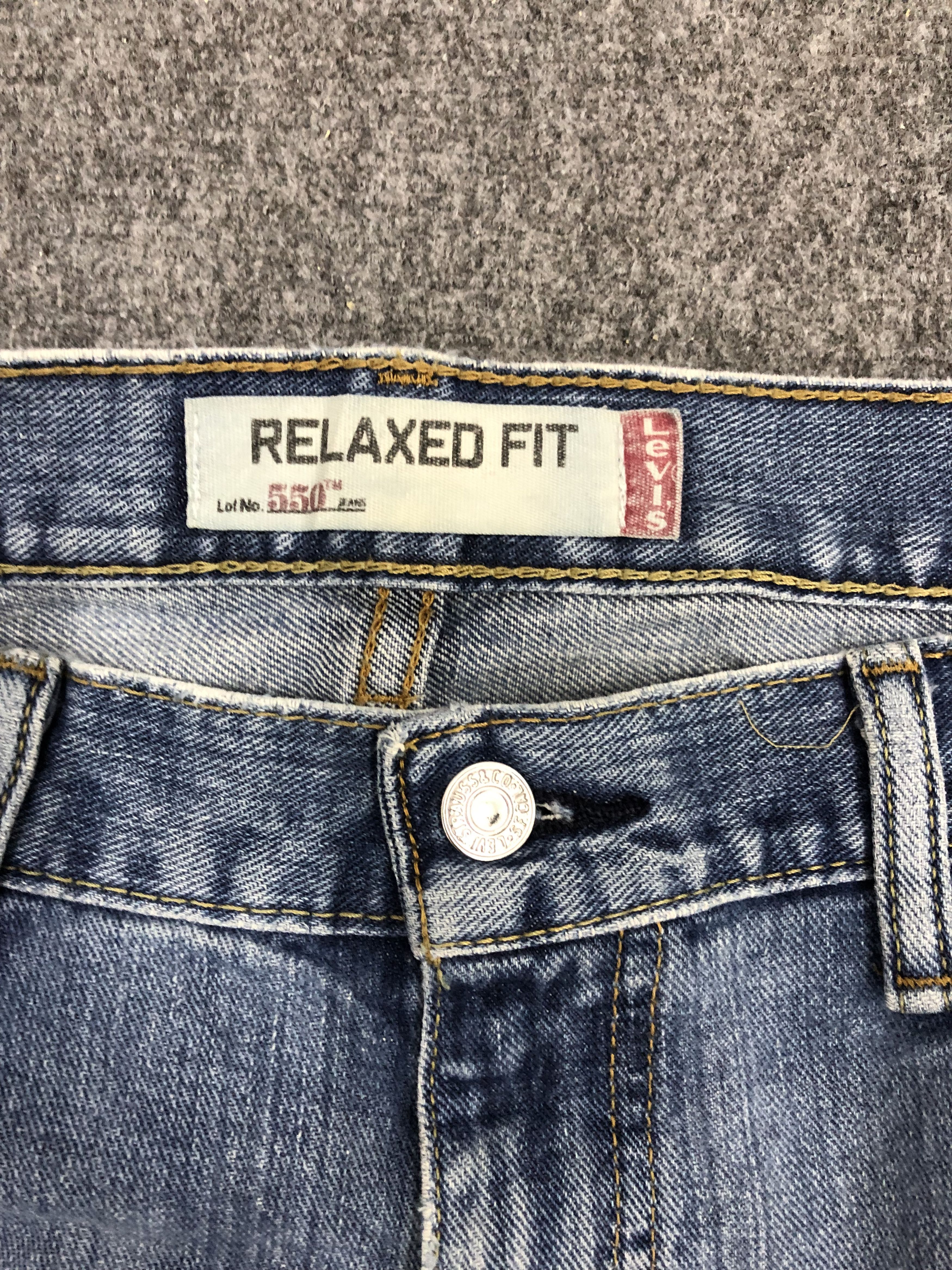 Levi's × Vintage Vintage Levis 550 Faded Blue Baggy Jeans Size US 38 / EU 54 - 8 Thumbnail